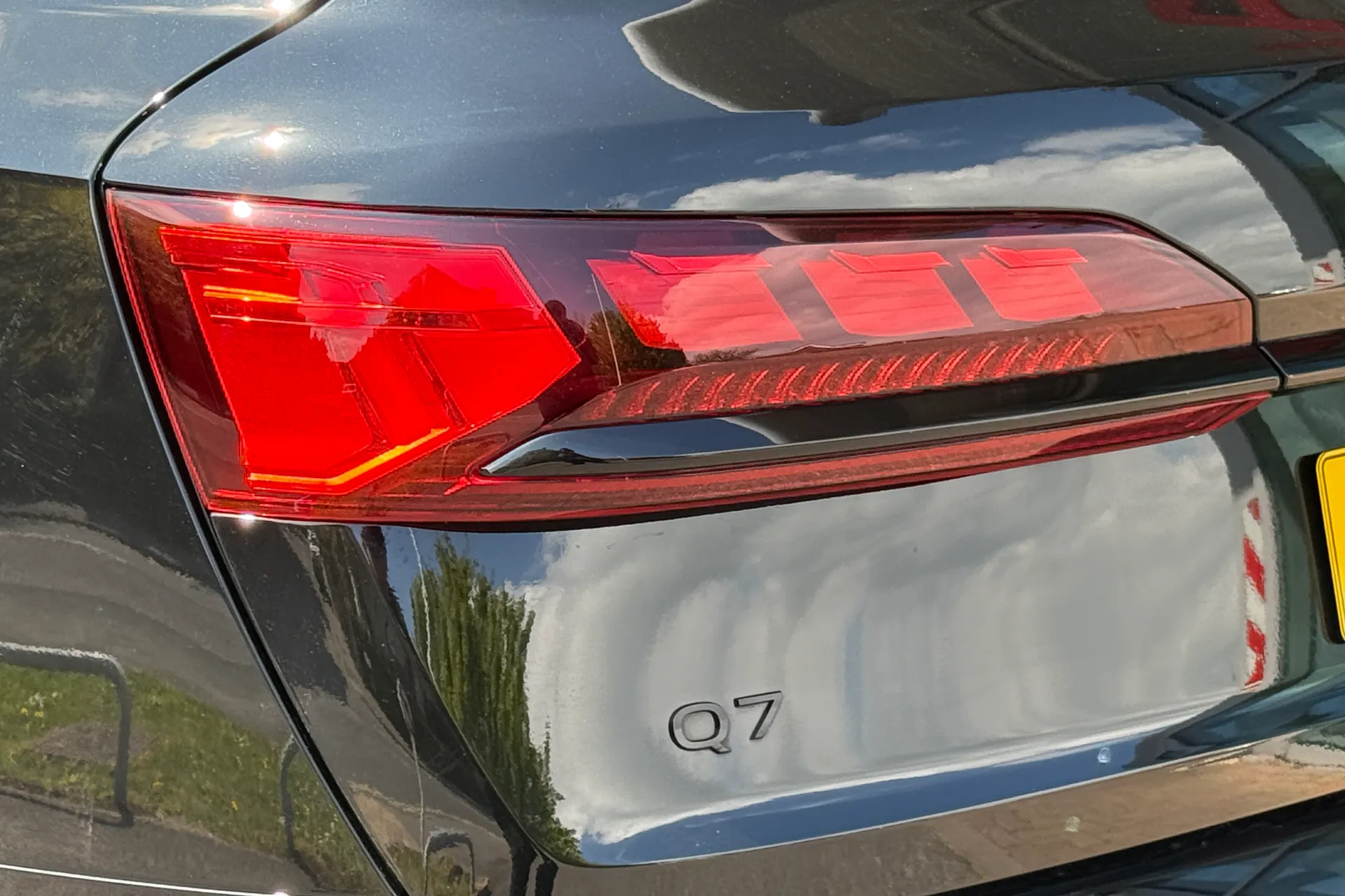 Audi Q7 thumbnail image number 58
