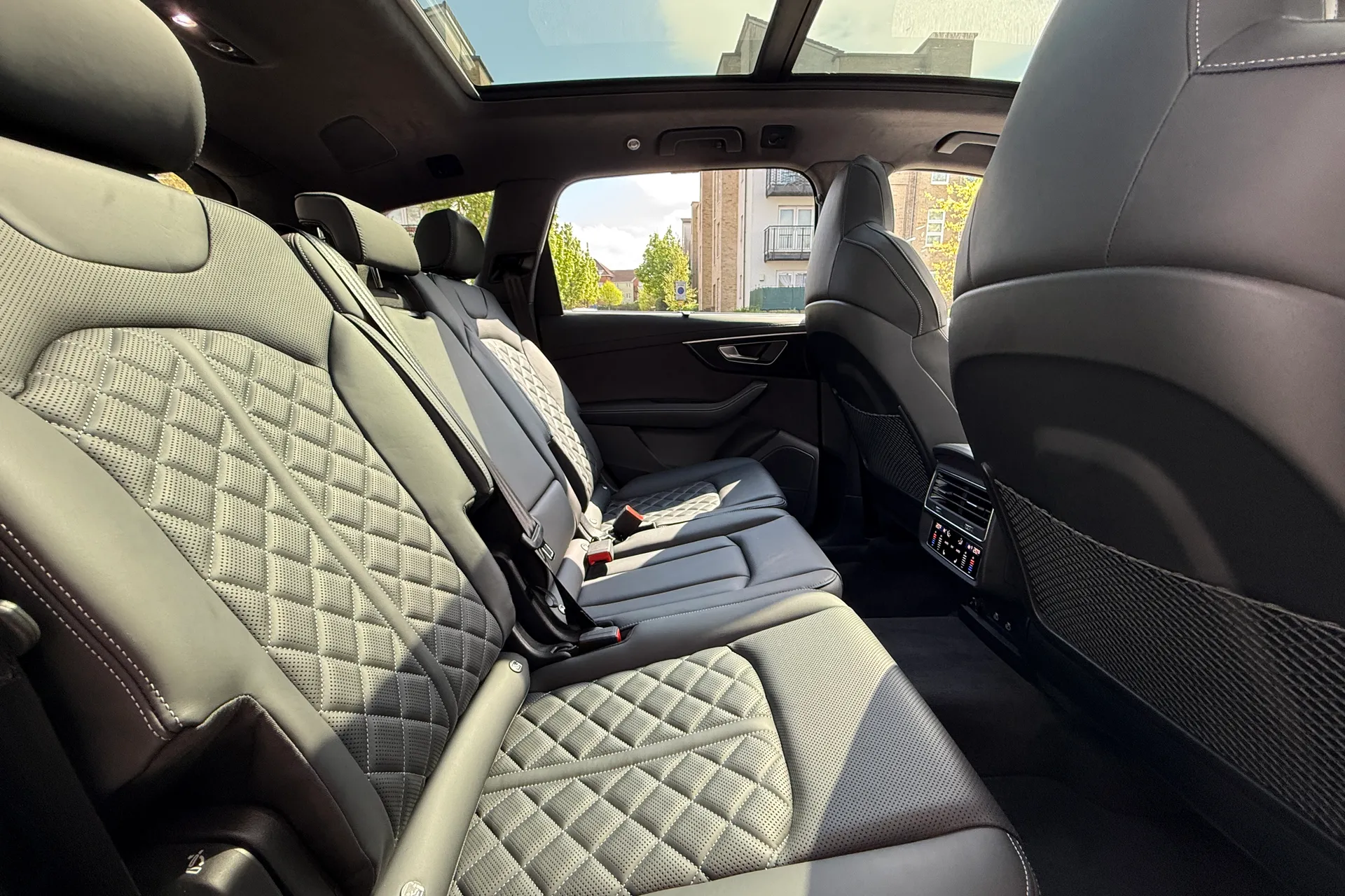 Audi Q7 thumbnail image number 48