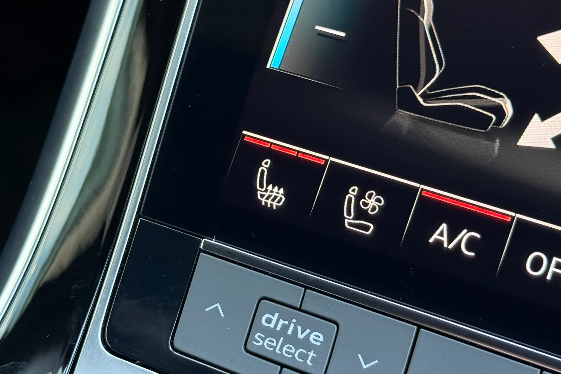 Audi Q7 thumbnail image number 9