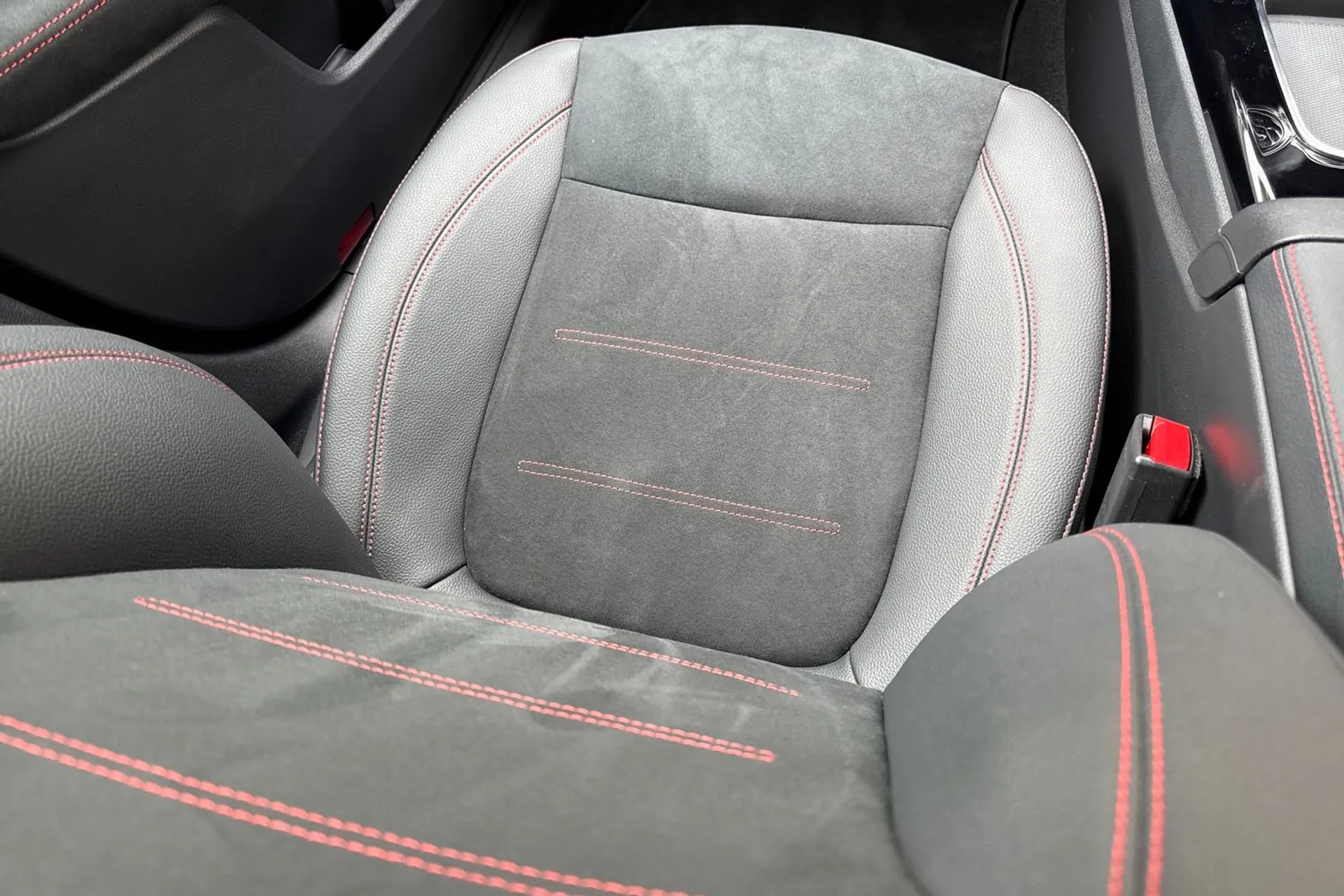 MERCEDES-BENZ A CLASS thumbnail image number 34