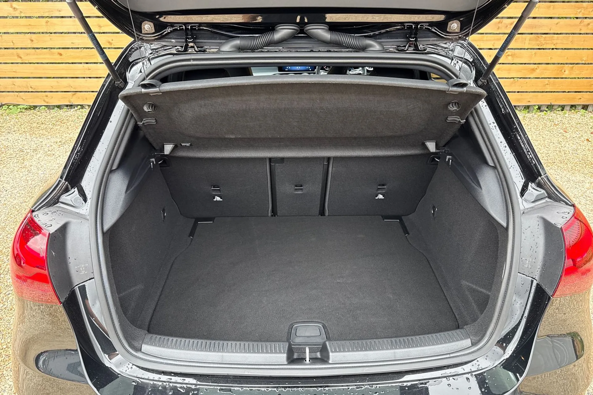 MERCEDES-BENZ A CLASS thumbnail image number 21