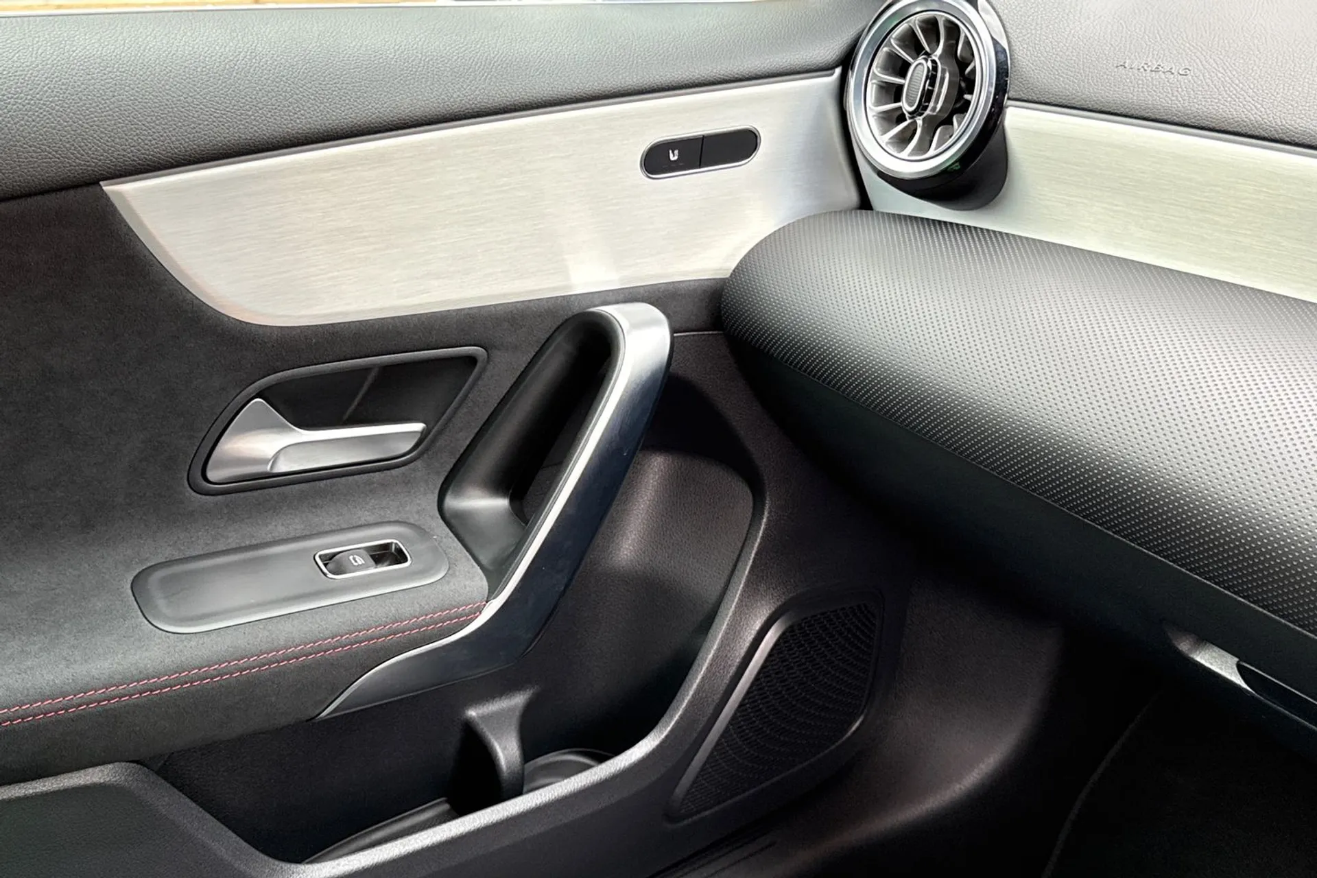 MERCEDES-BENZ A CLASS thumbnail image number 51