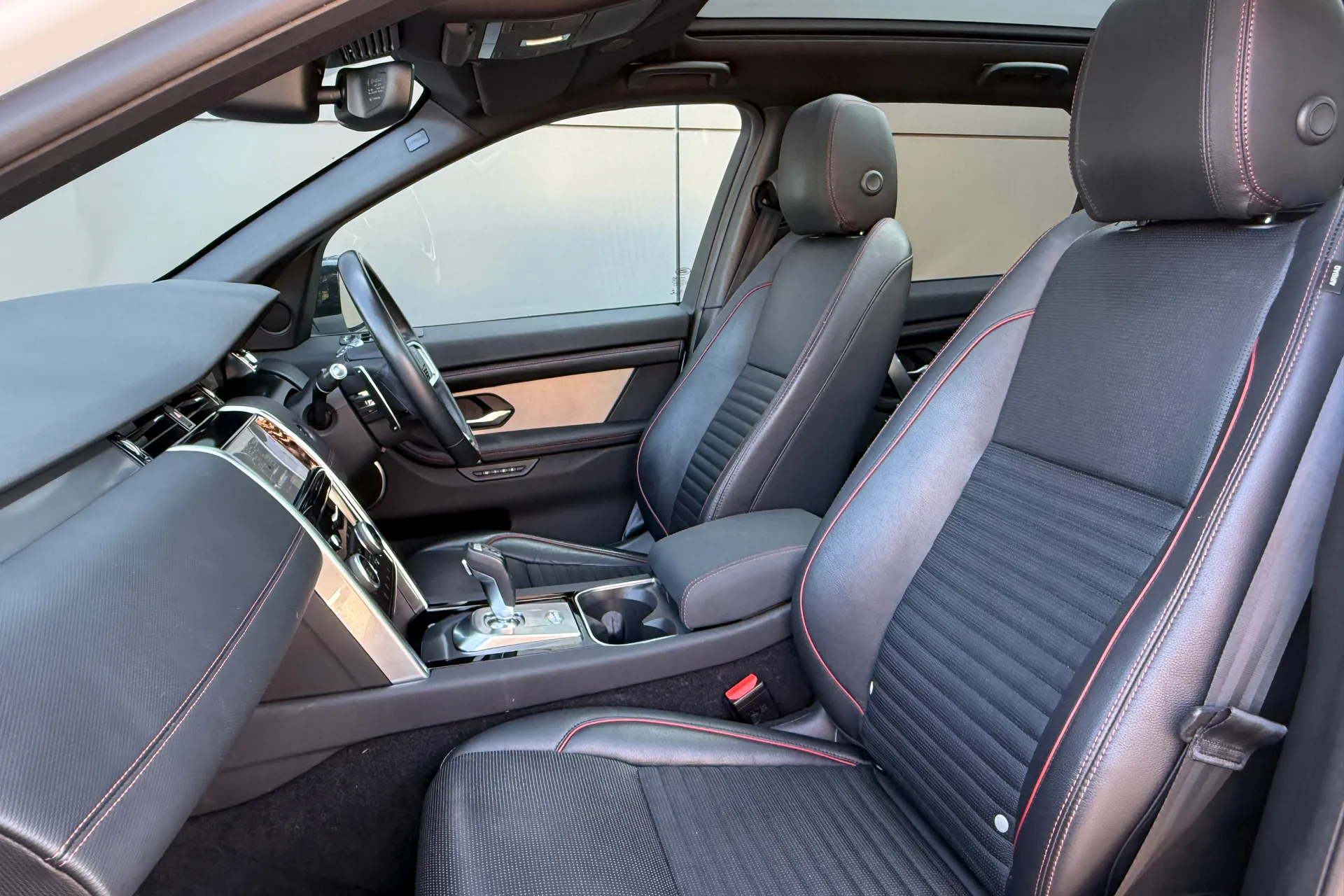 LAND ROVER DISCOVERY SPORT thumbnail image number 48