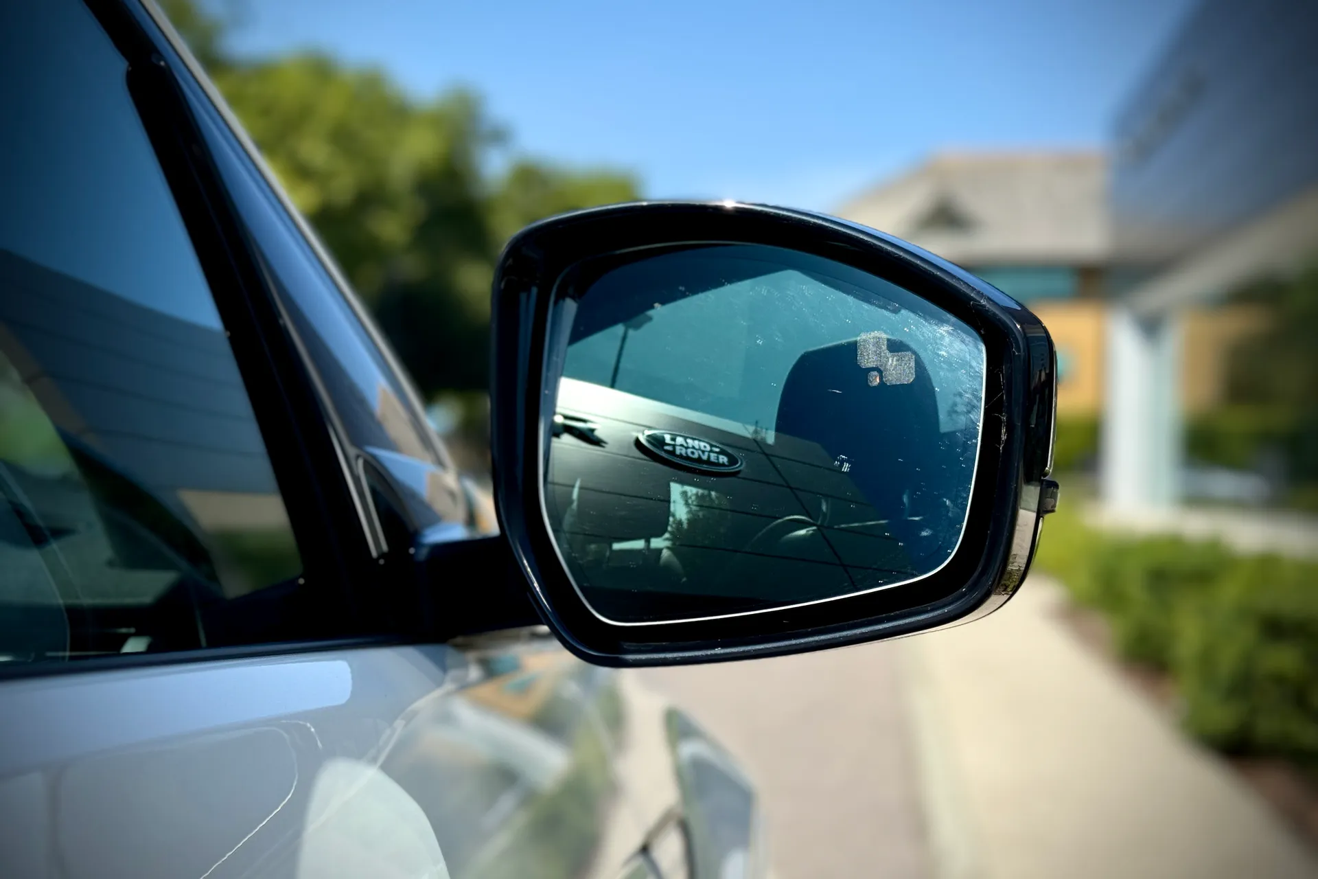 LAND ROVER DISCOVERY SPORT thumbnail image number 16