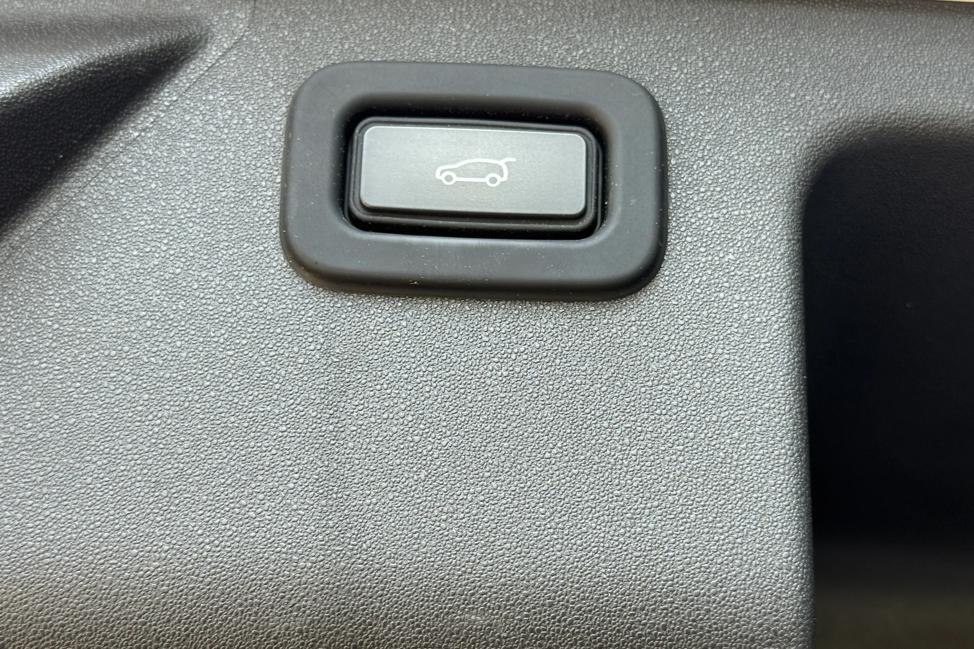 LAND ROVER DISCOVERY SPORT thumbnail image number 33