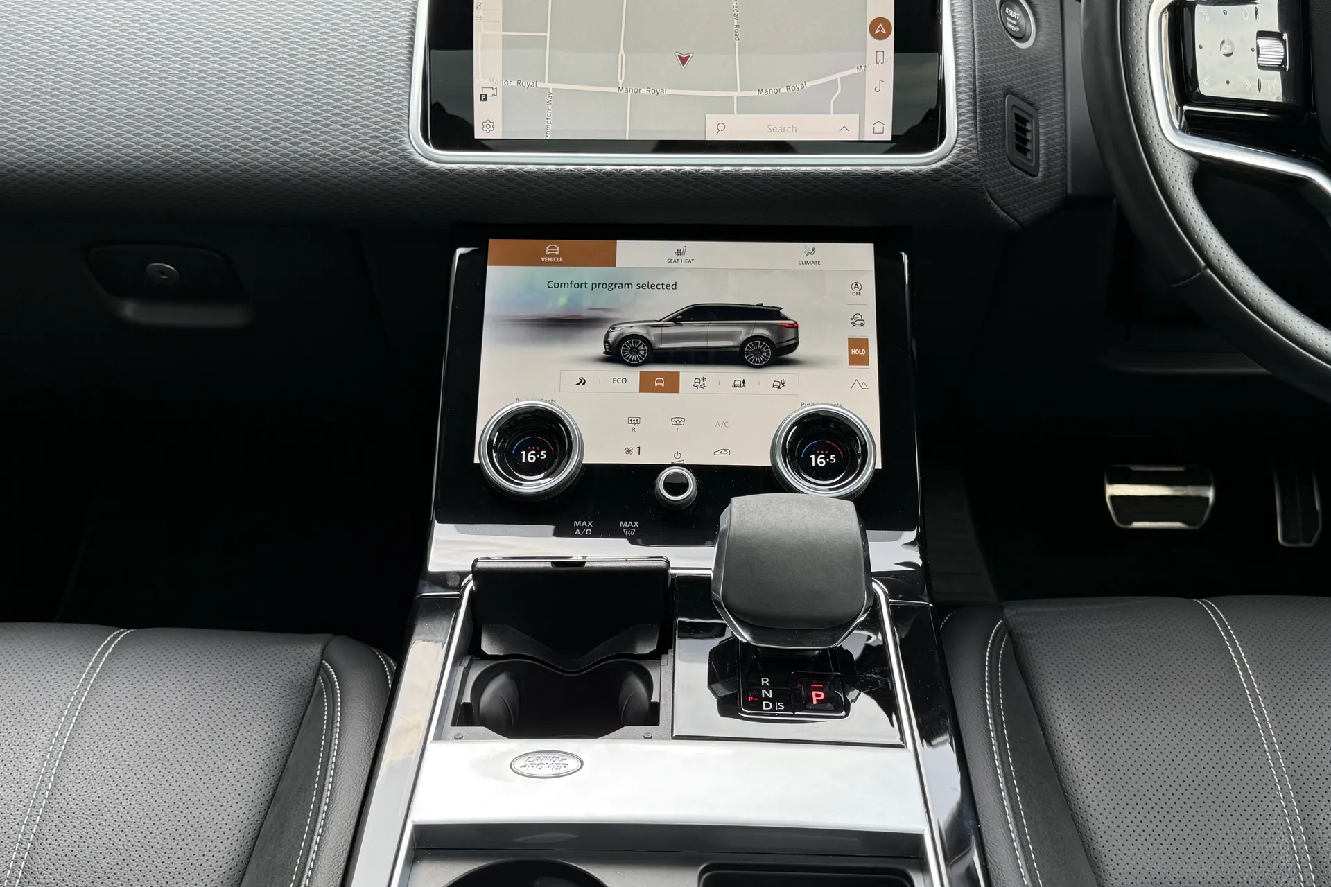 LAND ROVER RANGE ROVER VELAR thumbnail image number 26