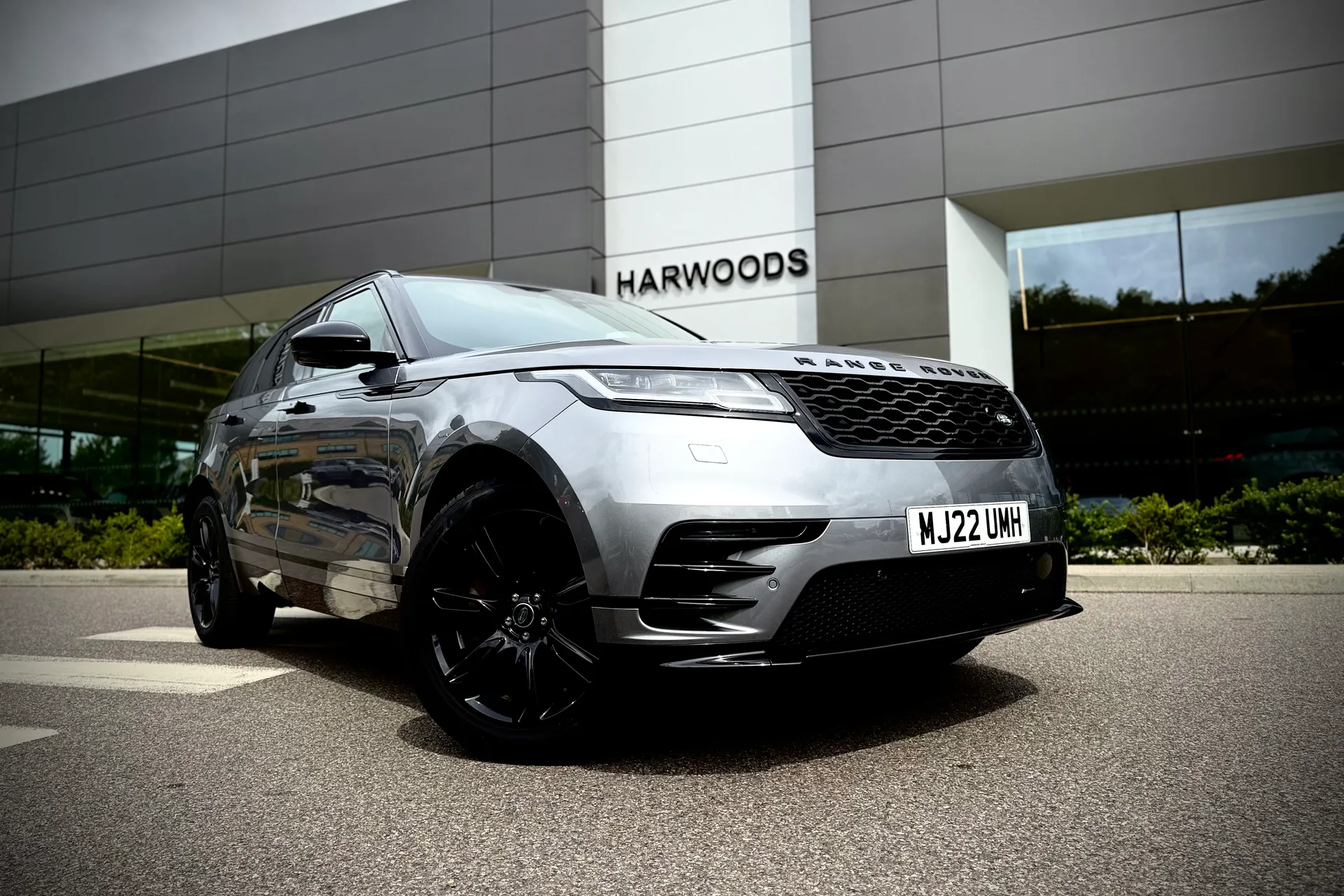 LAND ROVER RANGE ROVER VELAR thumbnail image number 9