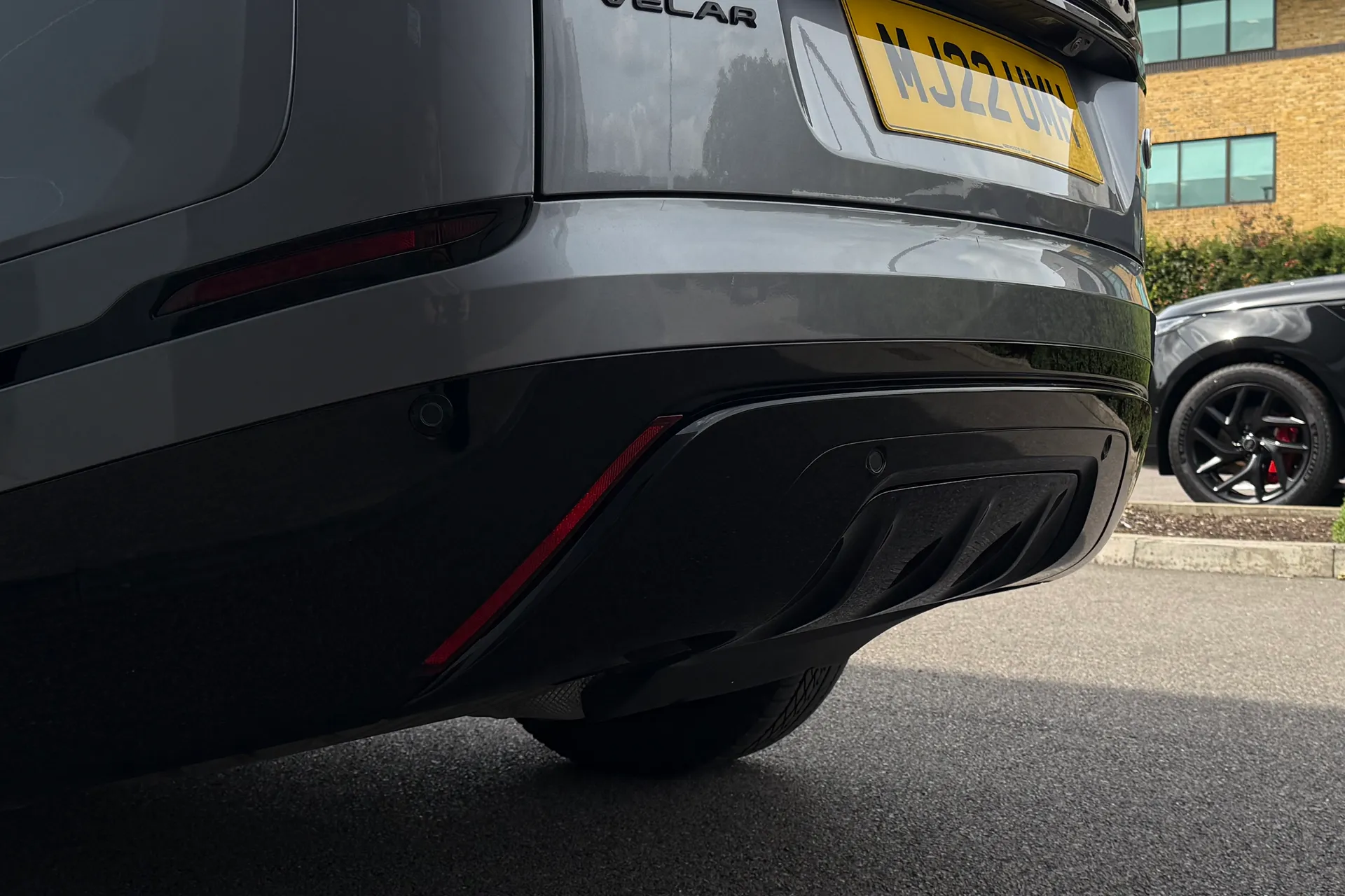 LAND ROVER RANGE ROVER VELAR thumbnail image number 14