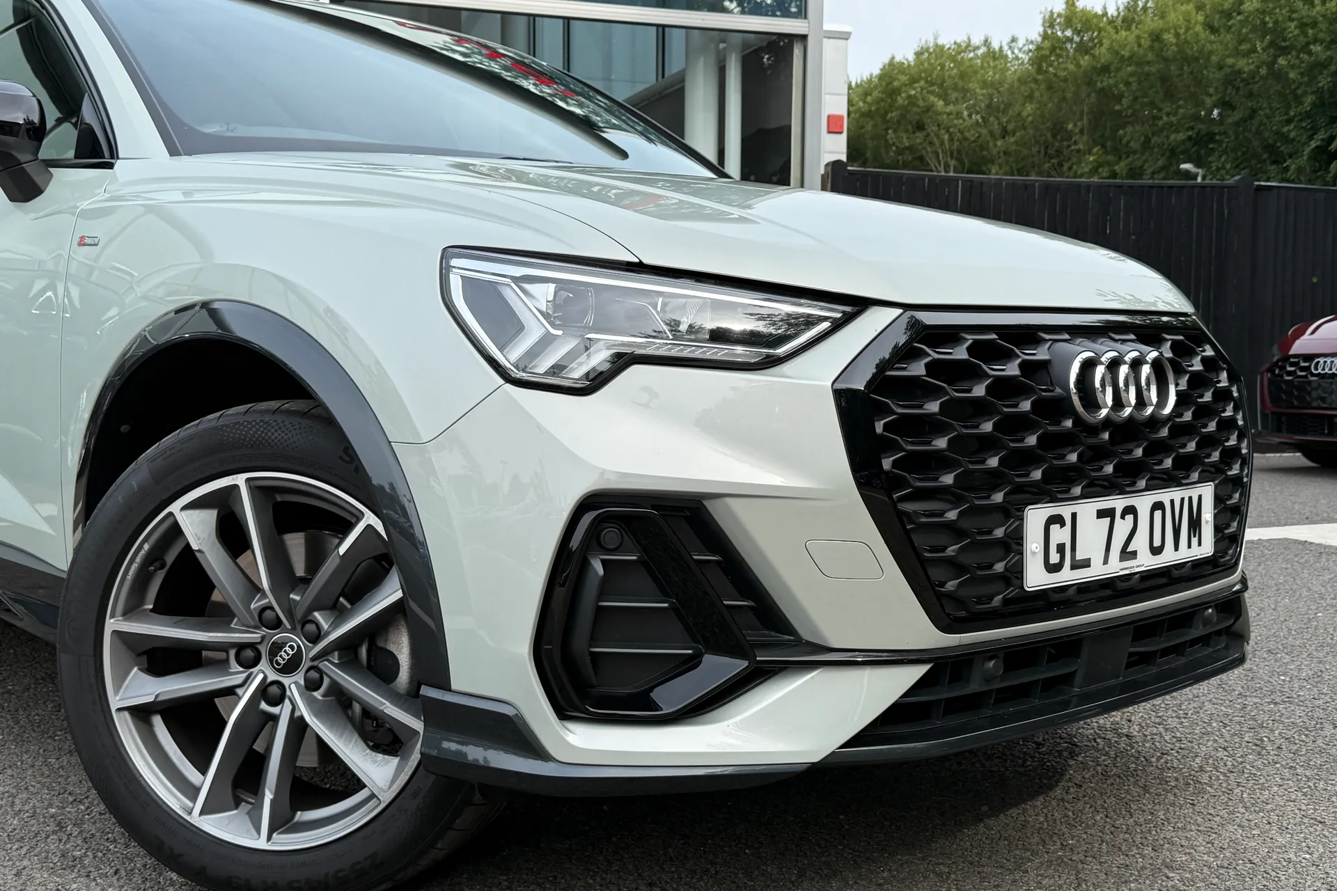 Audi Q3 thumbnail image number 5