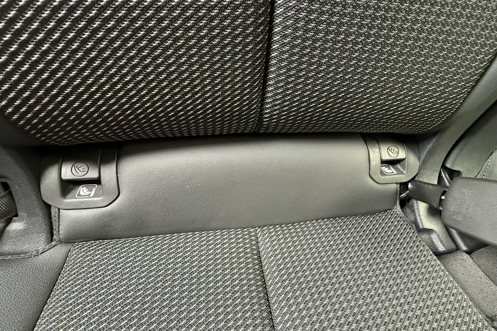 Audi Q3 thumbnail image number 32