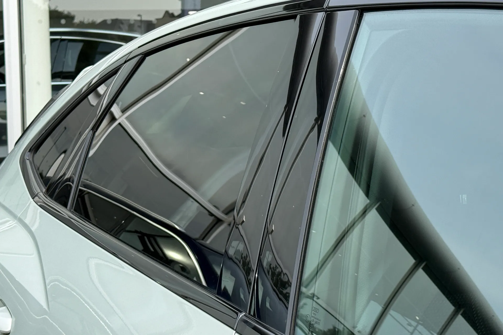 Audi Q3 thumbnail image number 8