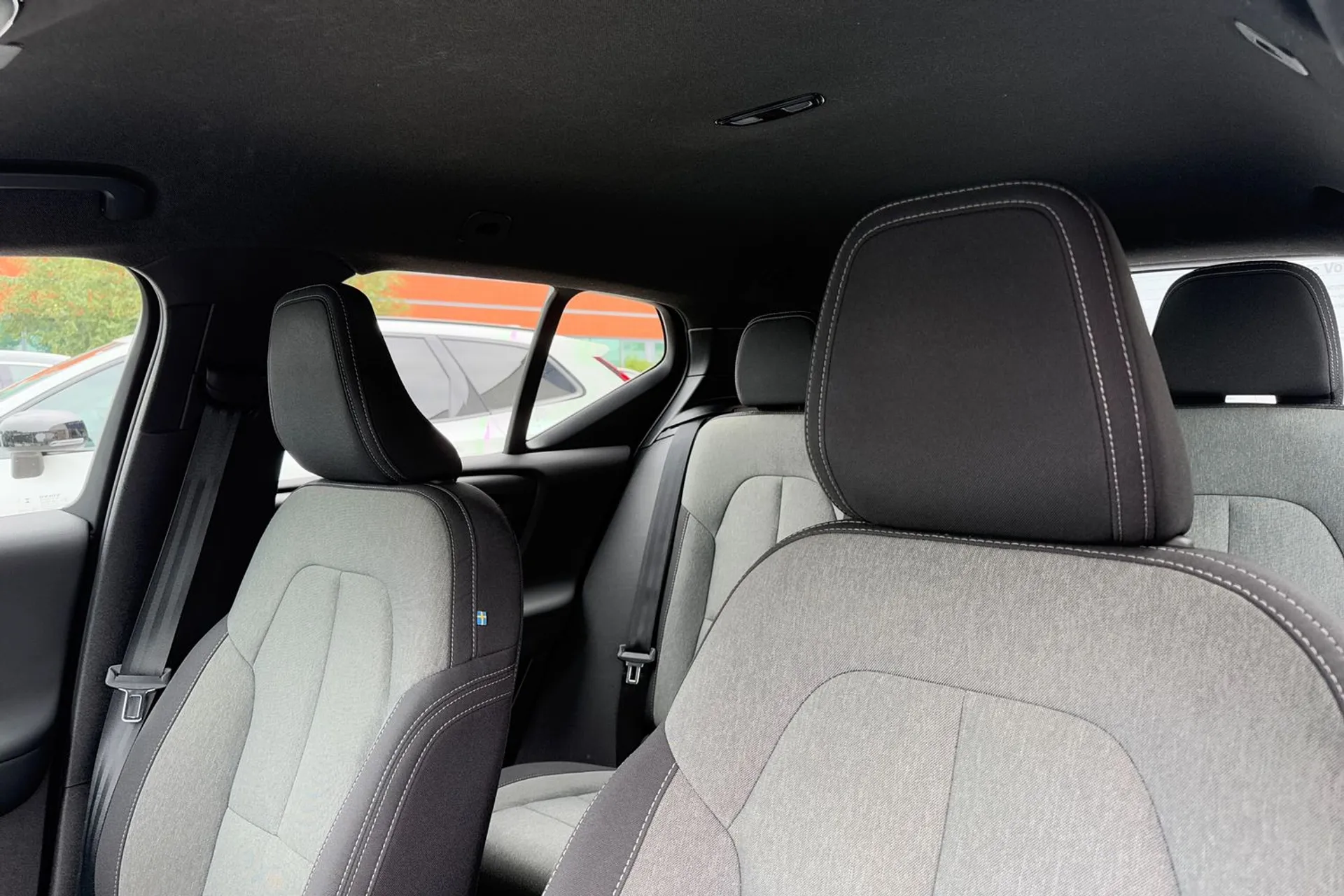 Volvo XC40 thumbnail image number 28
