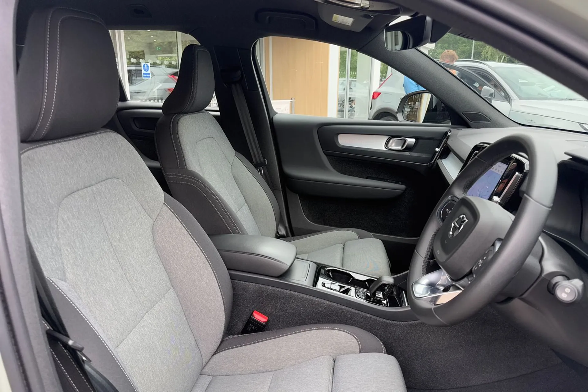 Volvo XC40 thumbnail image number 25