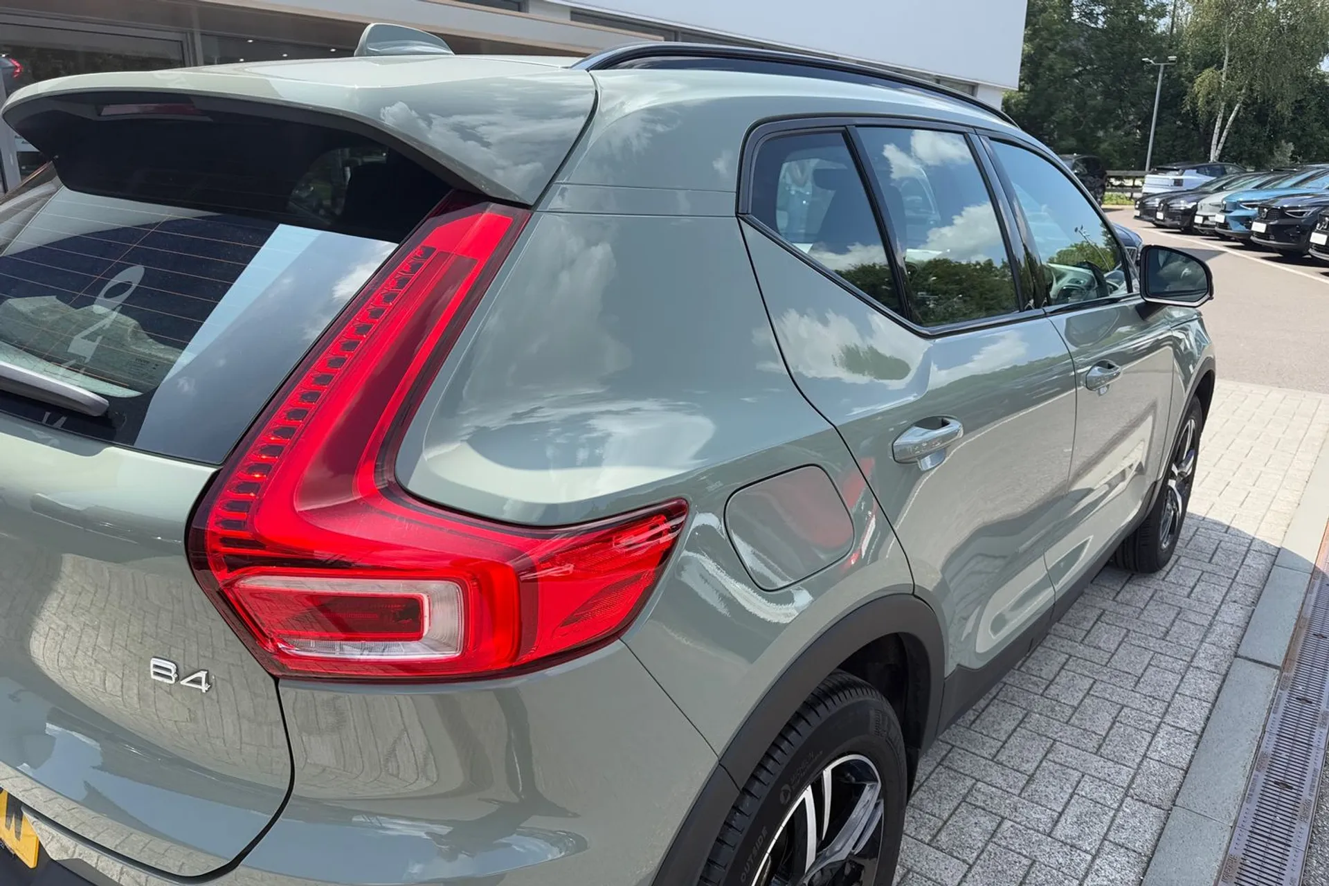 Volvo XC40 thumbnail image number 14