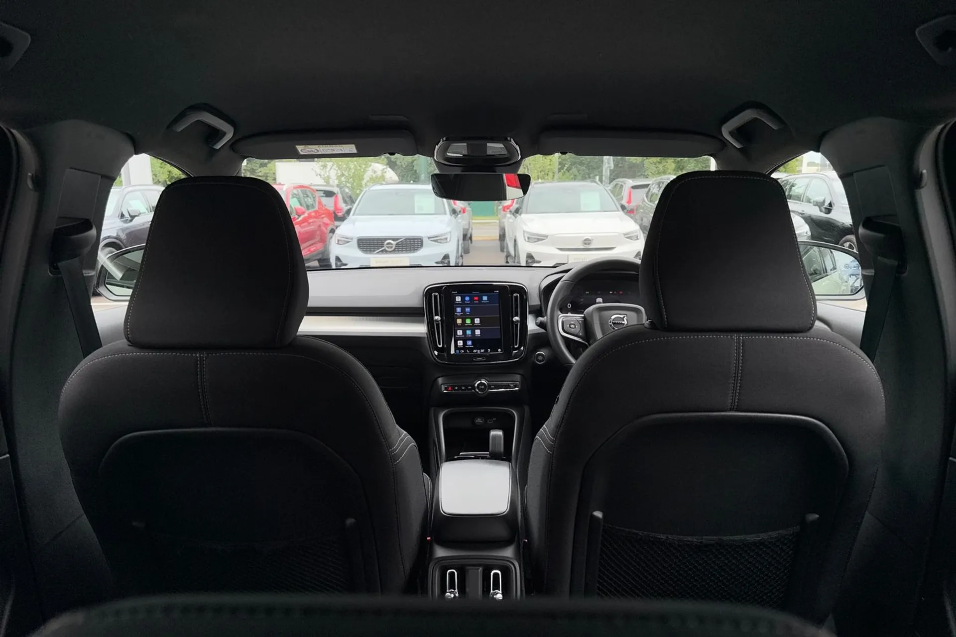 Volvo XC40 thumbnail image number 21