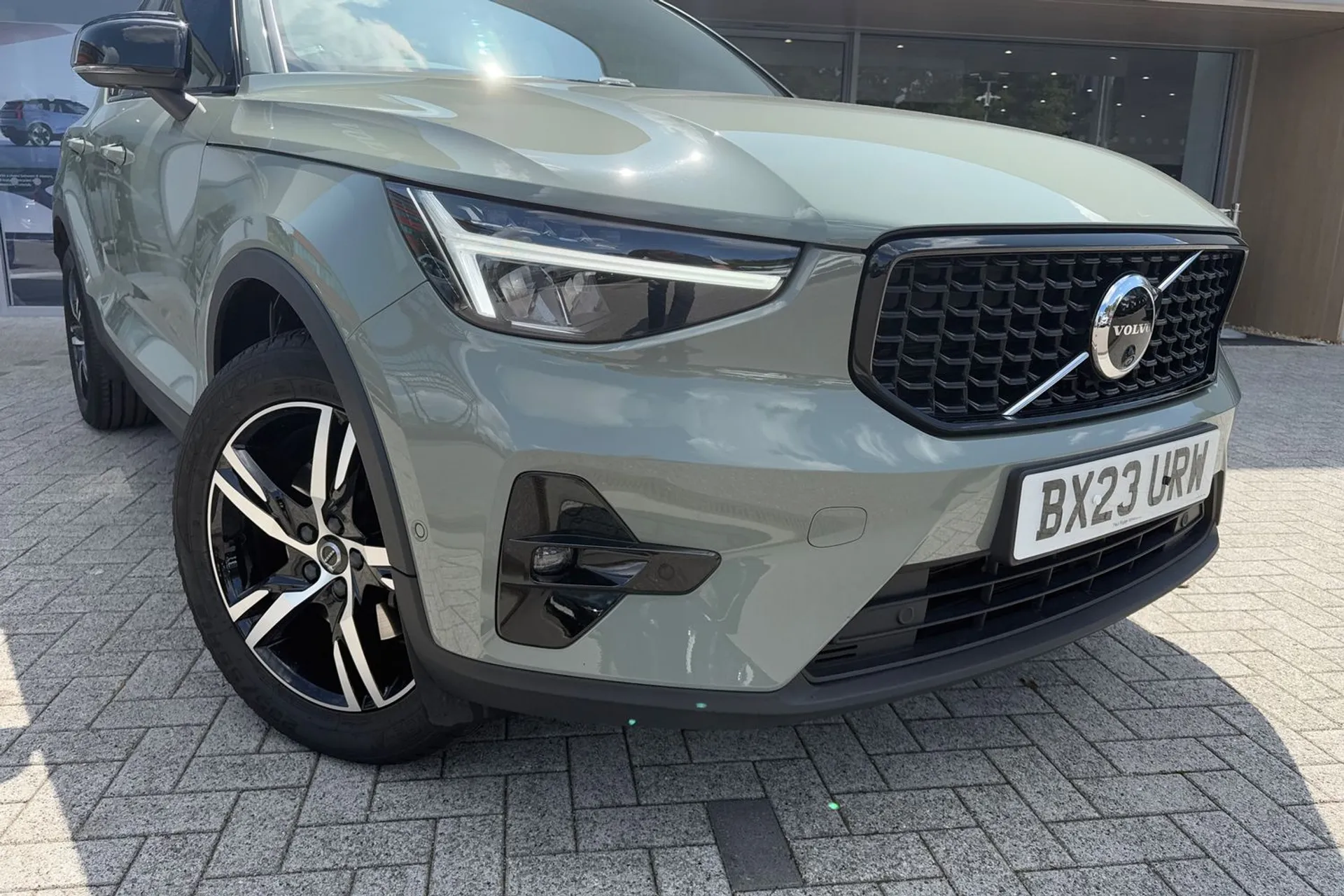 Volvo XC40 thumbnail image number 6
