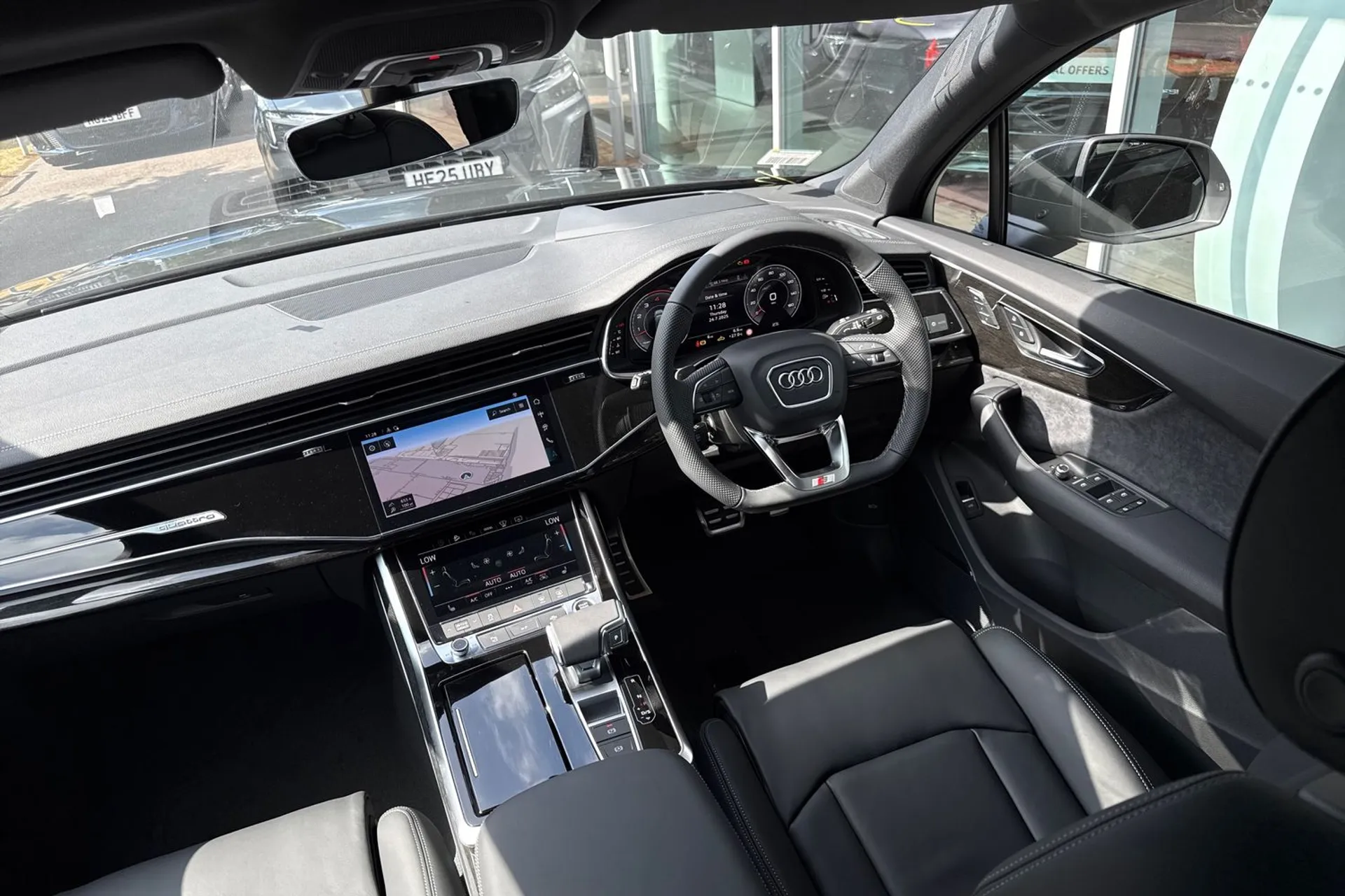 Audi Q7 thumbnail image number 34