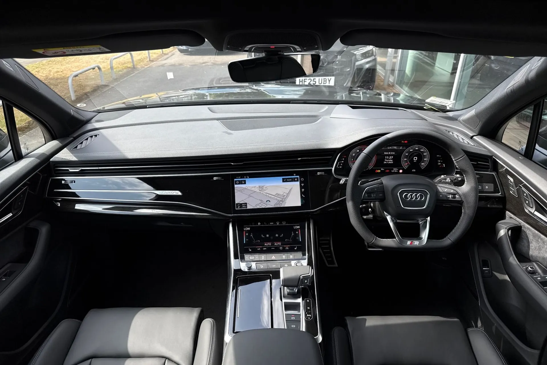 Audi Q7 thumbnail image number 32