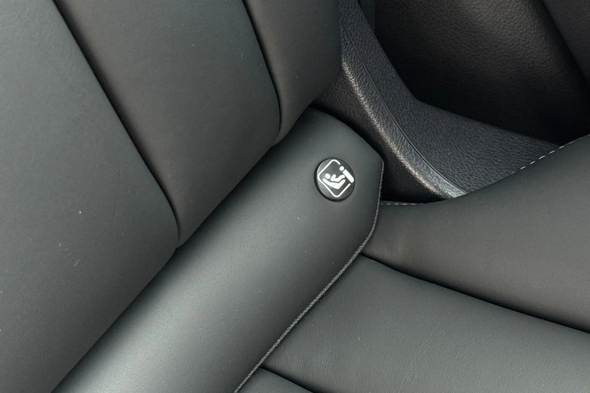 Audi Q7 thumbnail image number 24