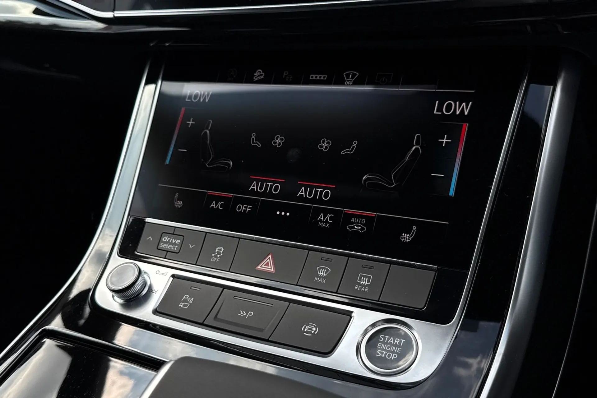 Audi Q7 thumbnail image number 39
