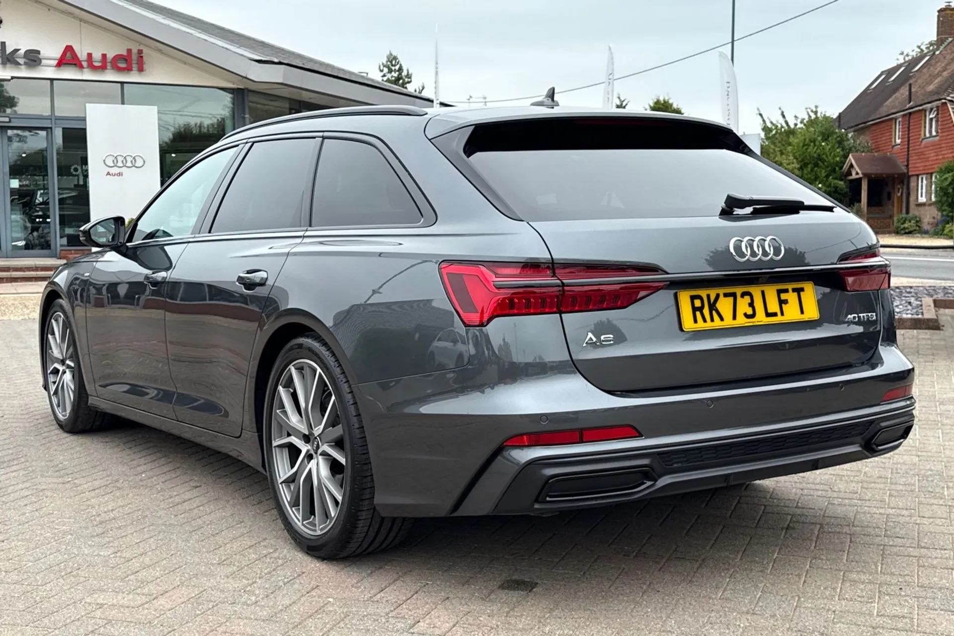 Audi A6 thumbnail image number 6