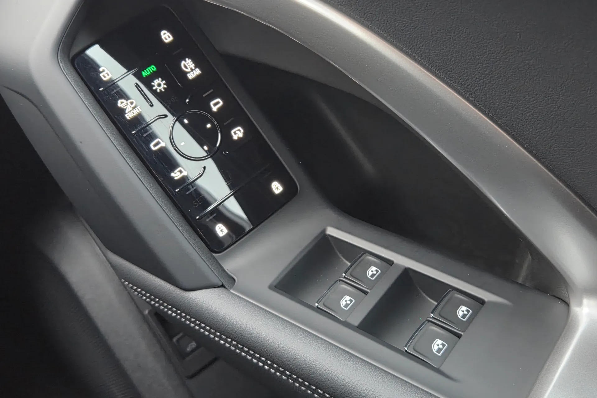 Audi Q5 thumbnail image number 17