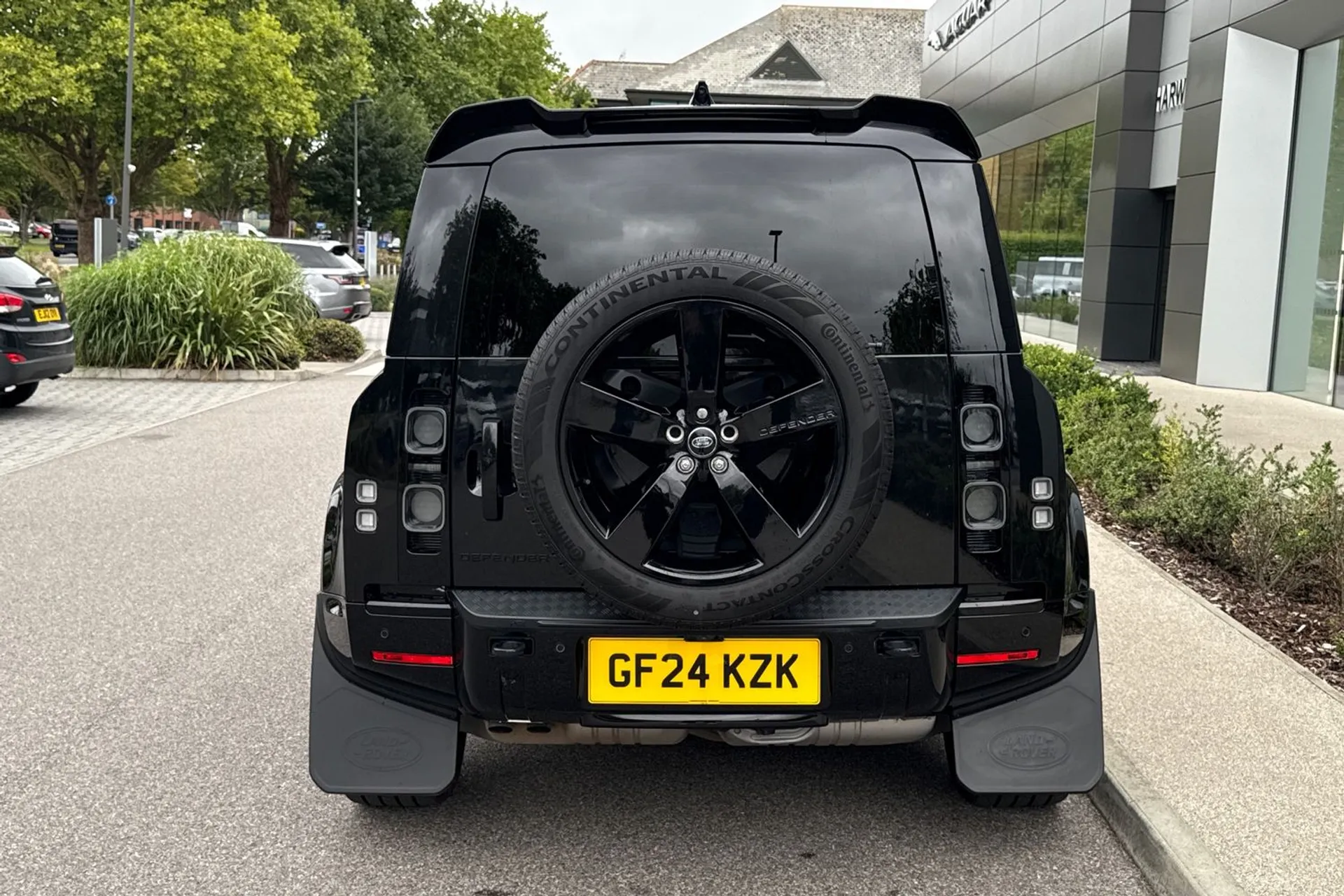 LAND ROVER DEFENDER thumbnail image number 15
