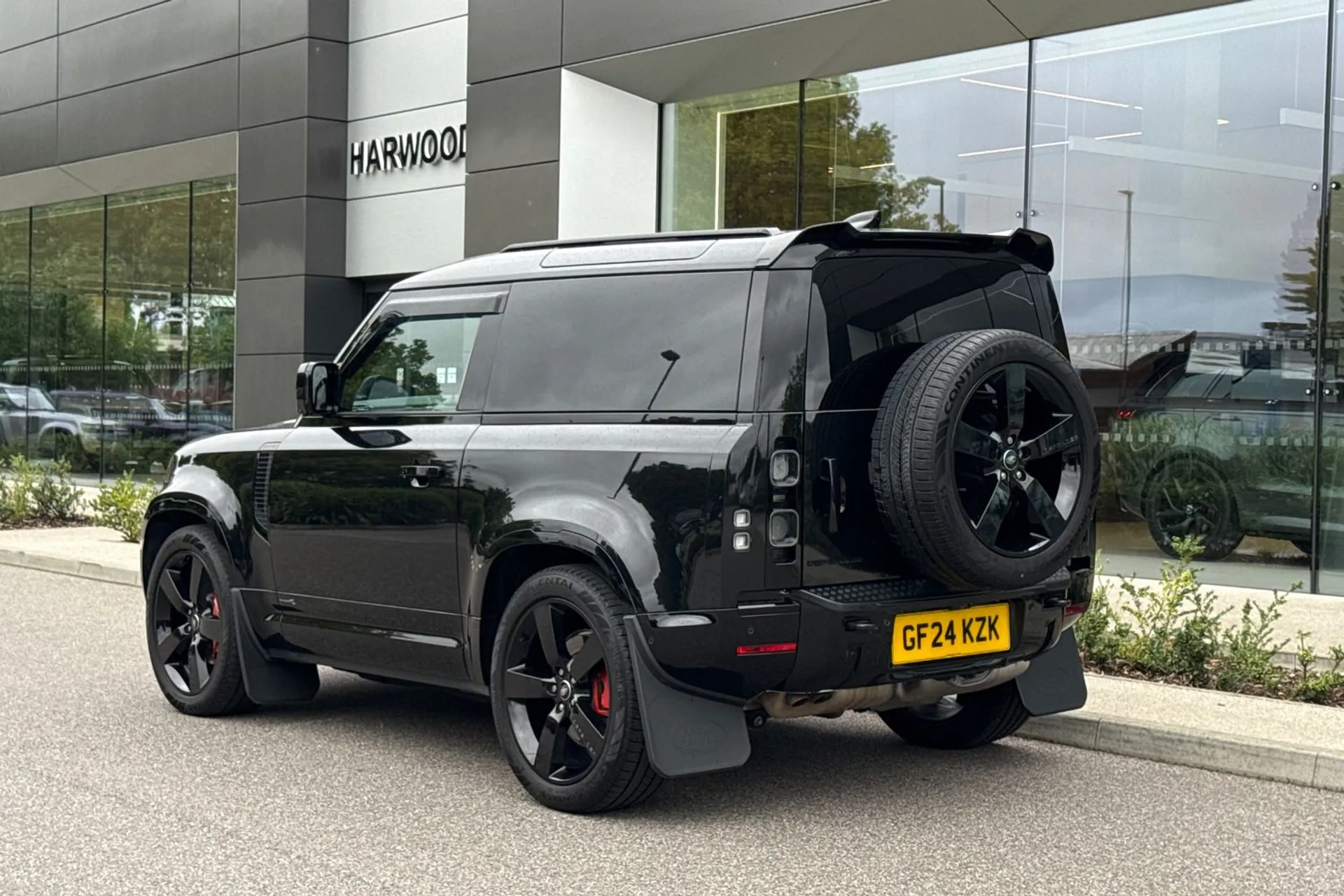 LAND ROVER DEFENDER thumbnail image number 18