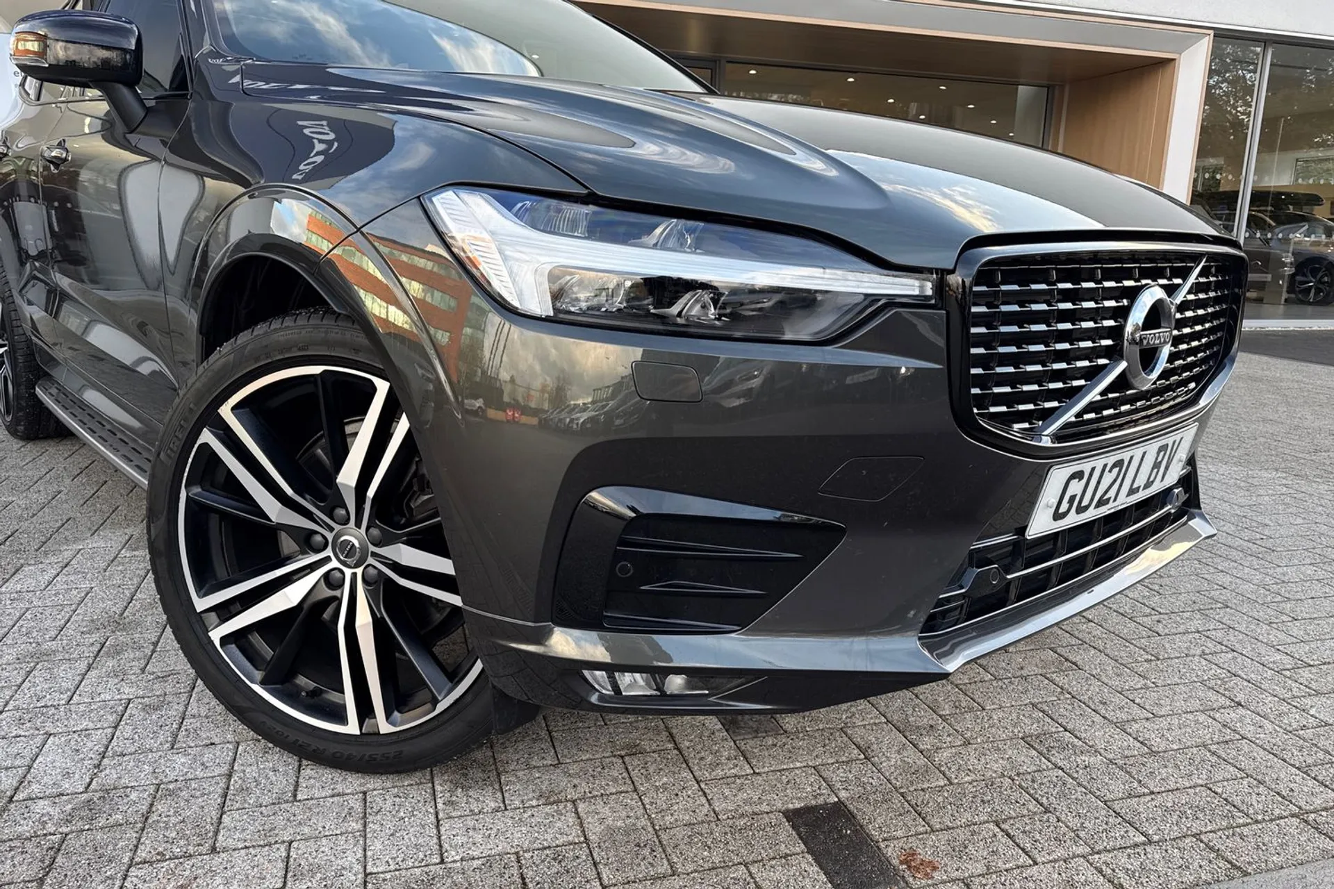 Volvo XC60 thumbnail image number 7