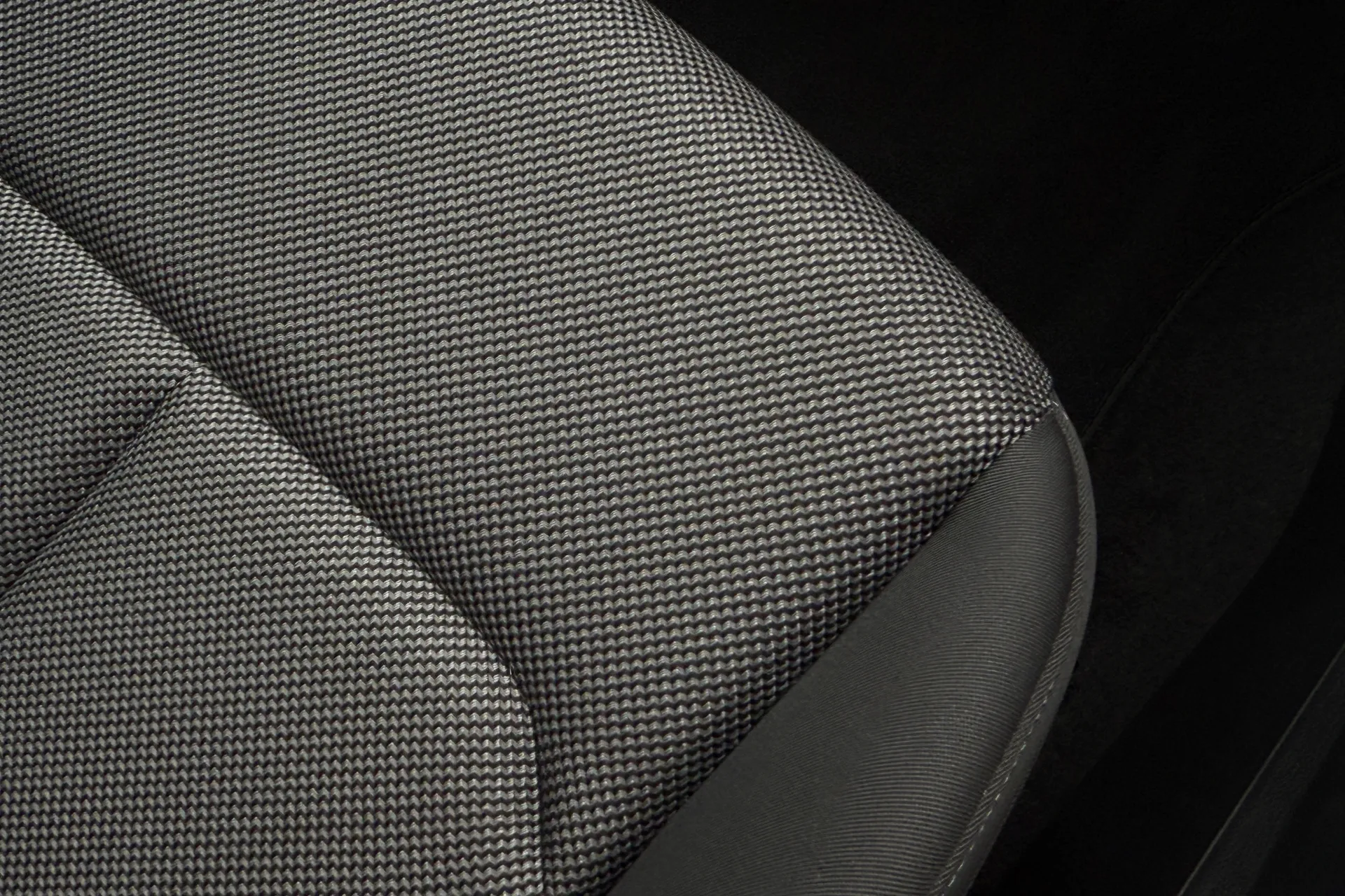 Audi Q2 thumbnail image number 27