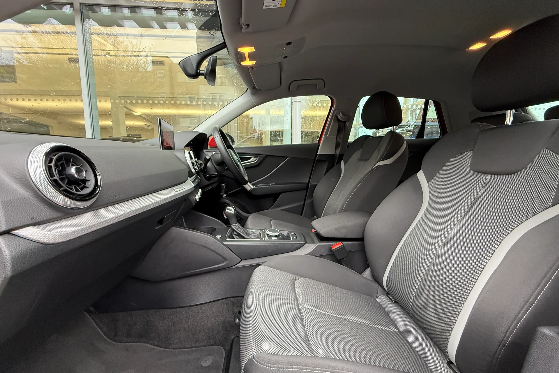 Audi Q2 thumbnail image number 56