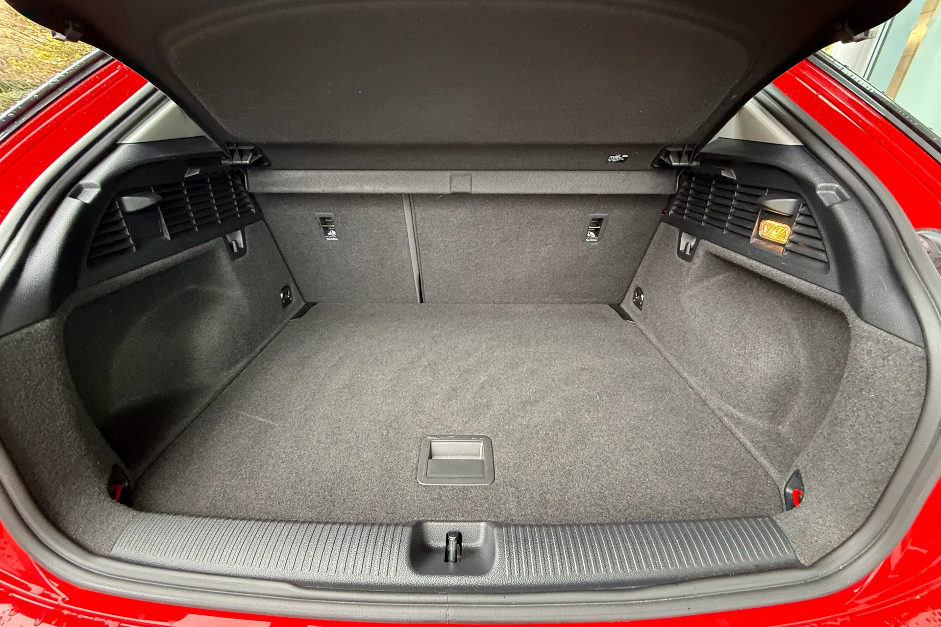 Audi Q2 thumbnail image number 52