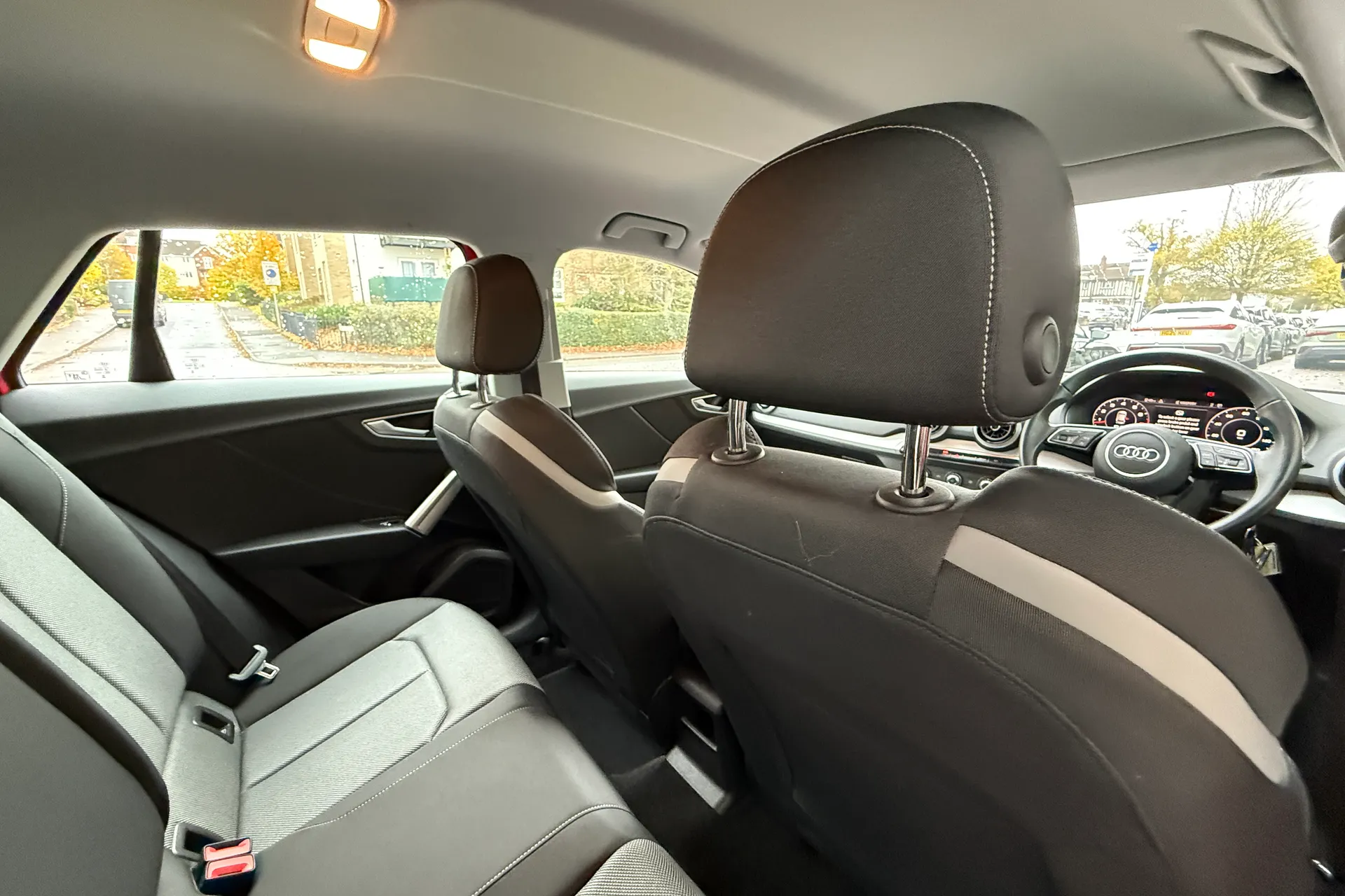 Audi Q2 thumbnail image number 37