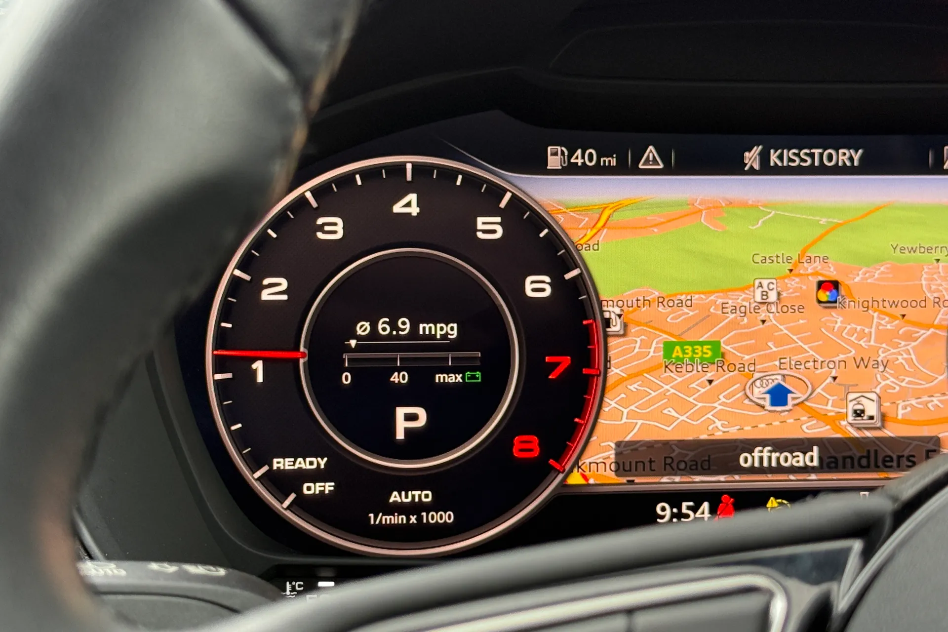 Audi Q2 thumbnail image number 11