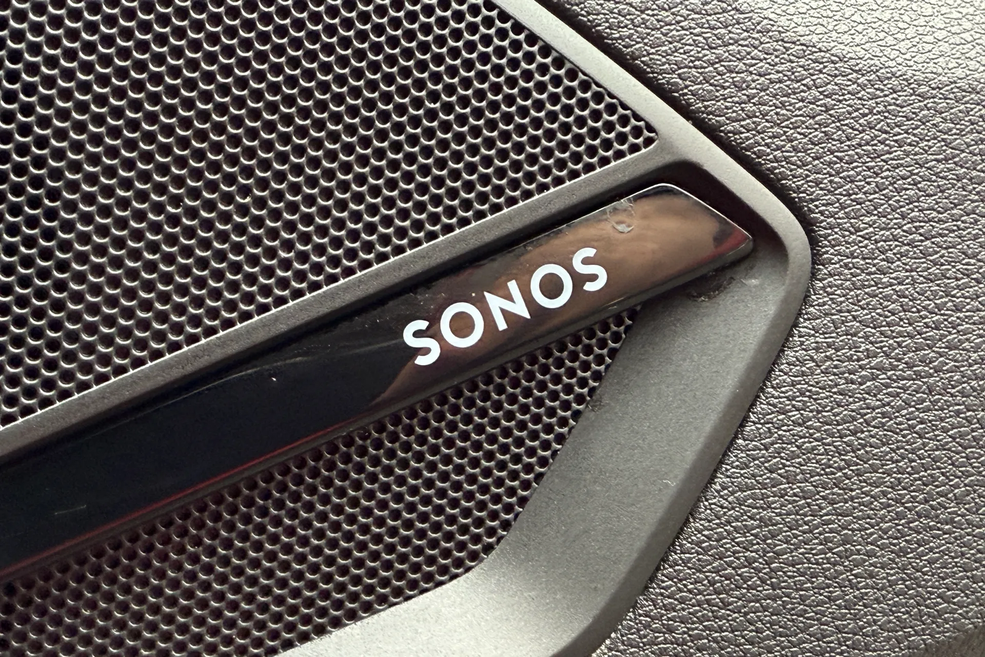 Audi Q2 thumbnail image number 30