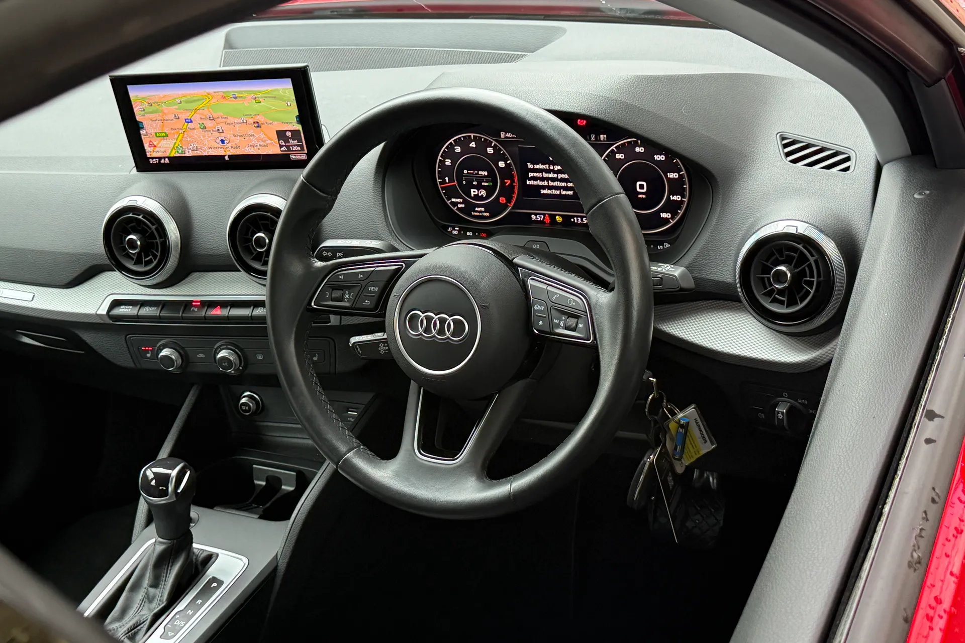 Audi Q2 thumbnail image number 33