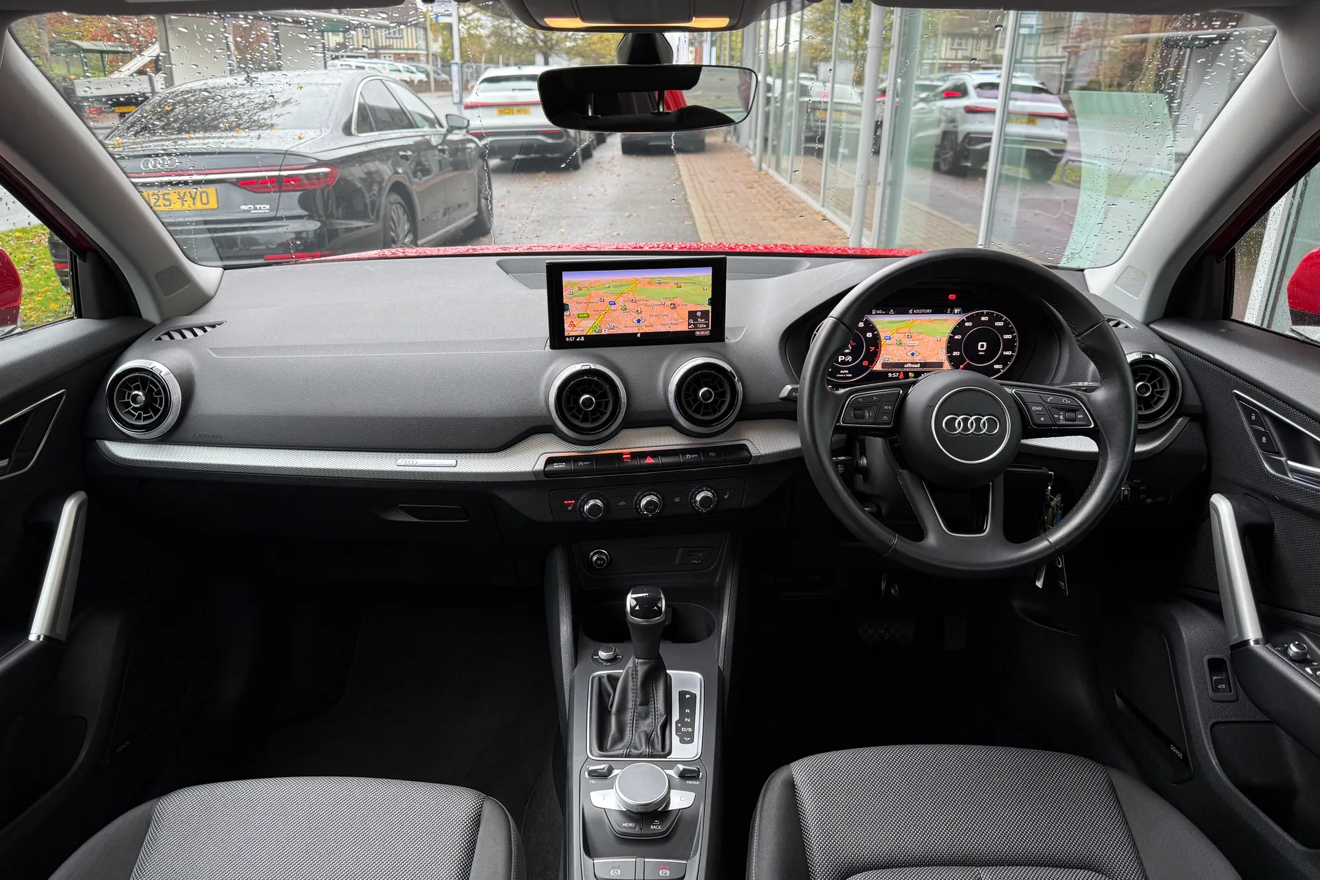 Audi Q2 thumbnail image number 3