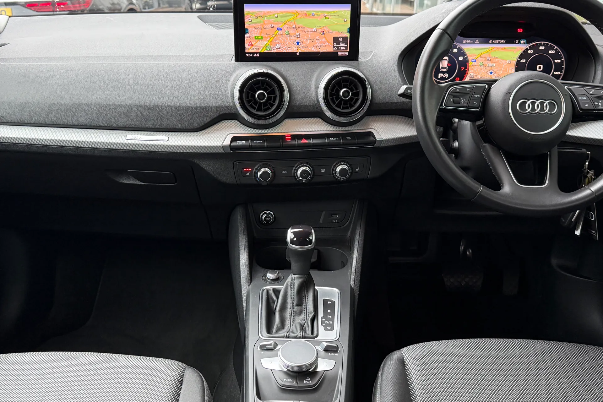 Audi Q2 thumbnail image number 39