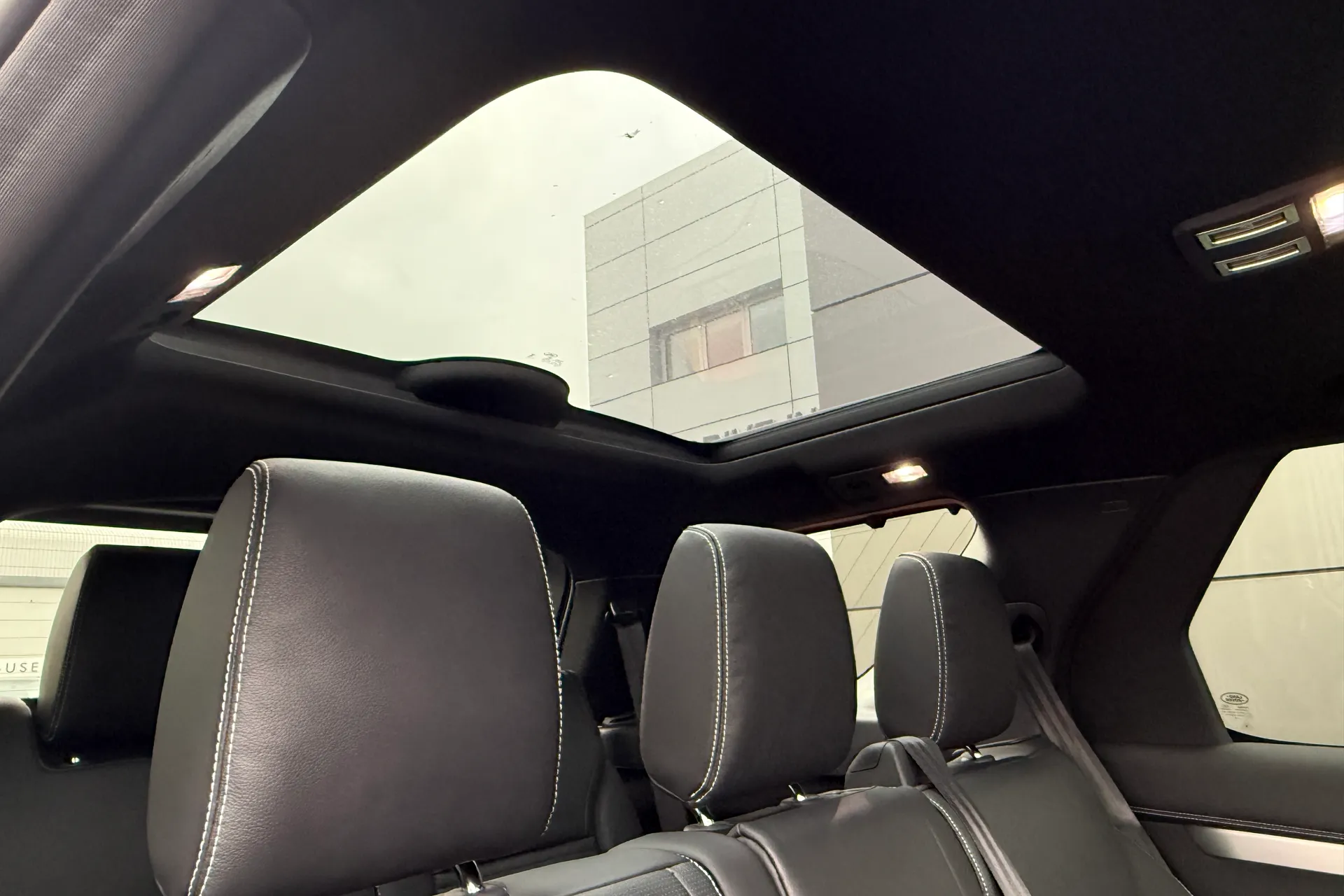 LAND ROVER DISCOVERY thumbnail image number 36