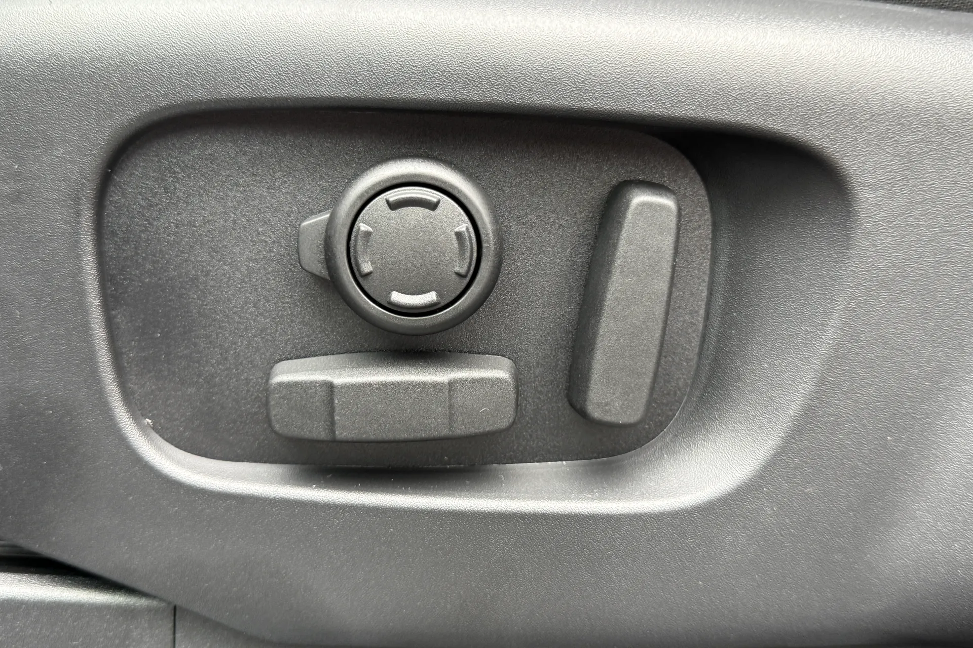 LAND ROVER DISCOVERY thumbnail image number 52