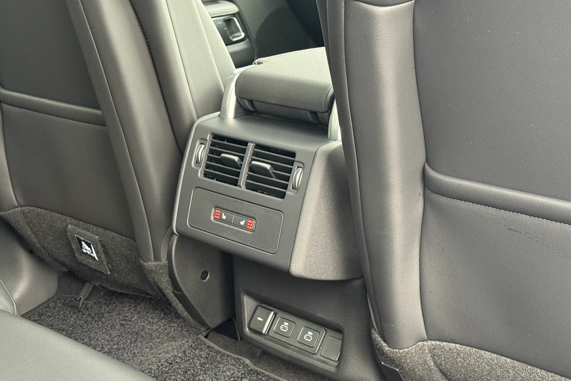 LAND ROVER DISCOVERY thumbnail image number 38