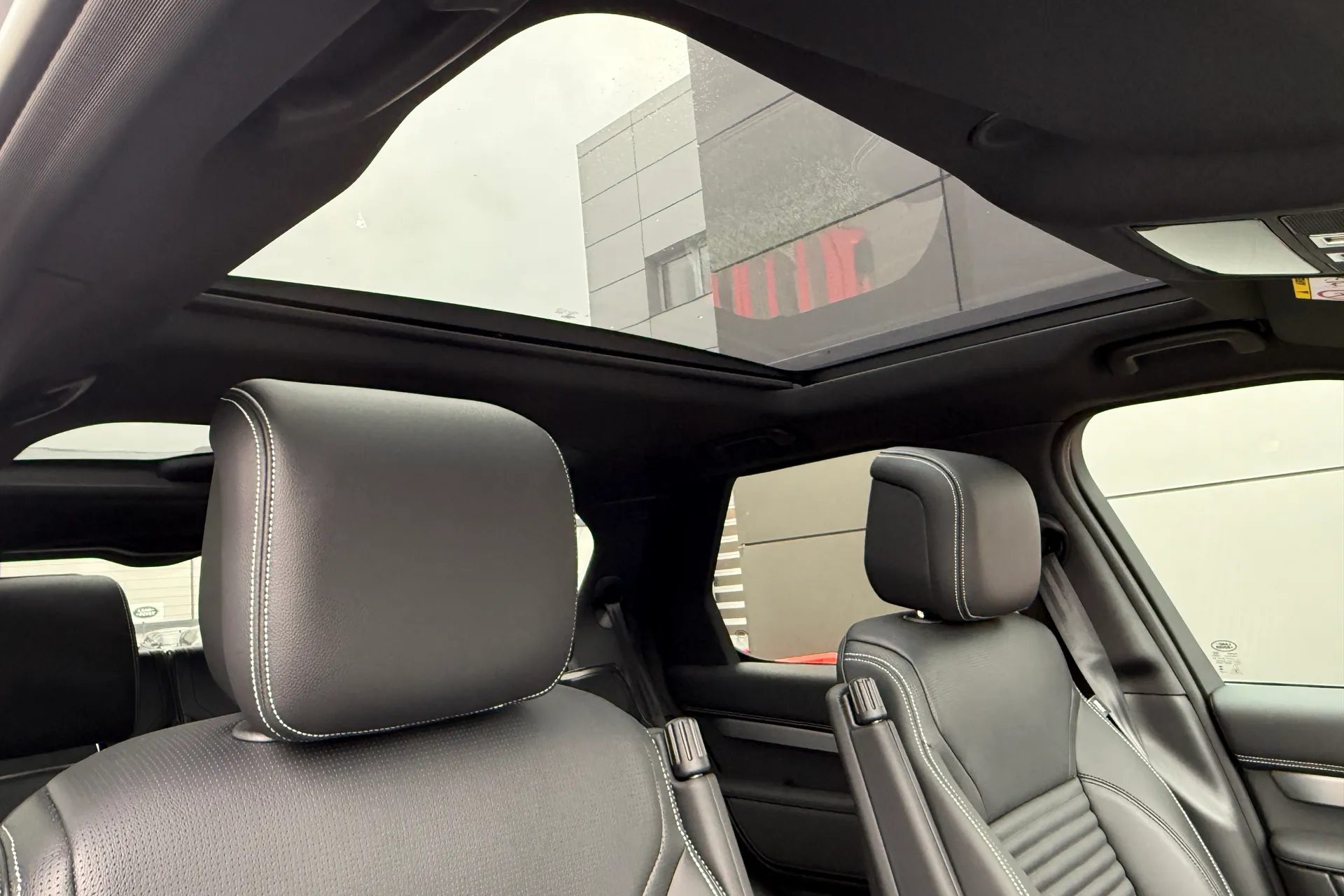 LAND ROVER DISCOVERY thumbnail image number 9