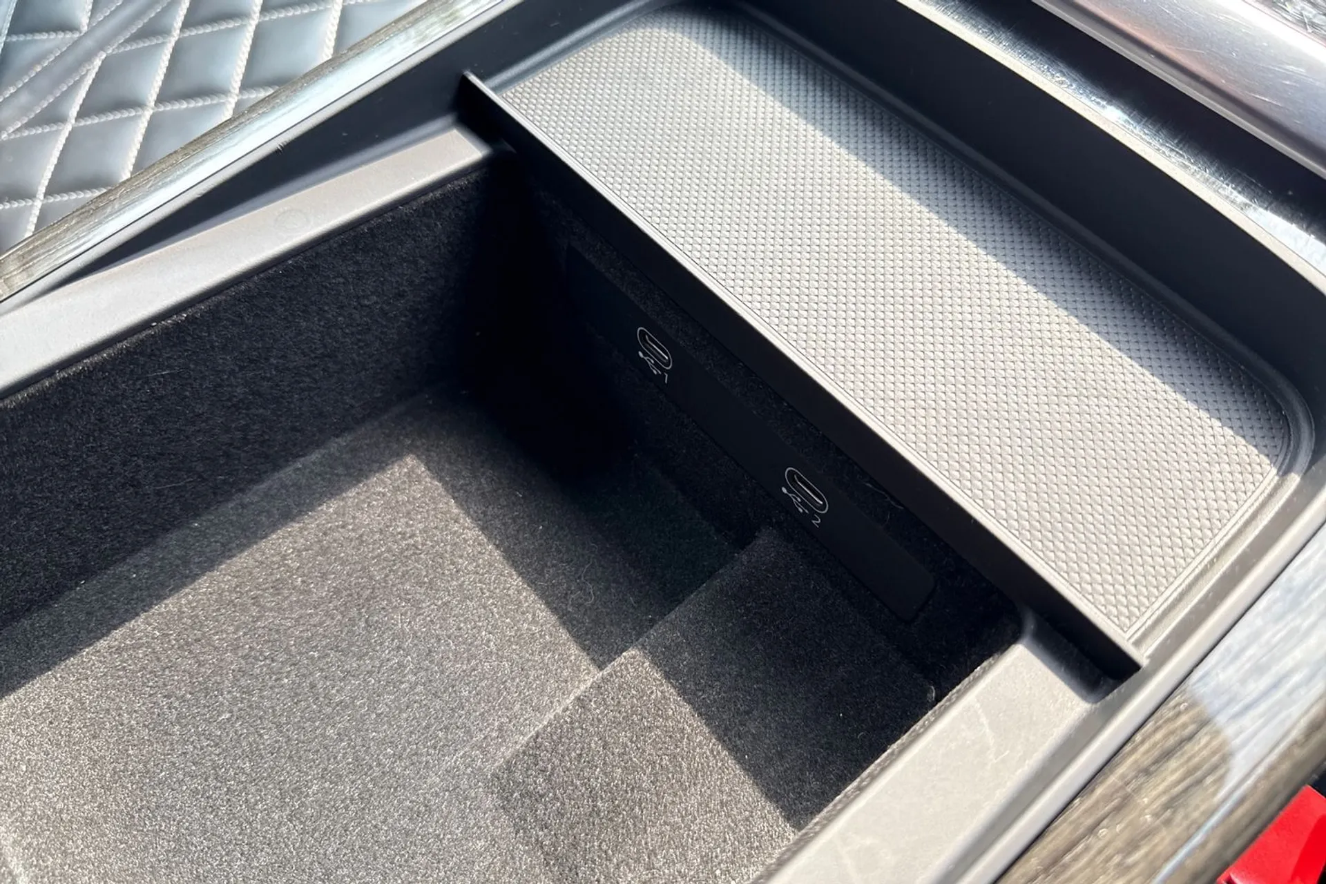 Audi Q8 thumbnail image number 43