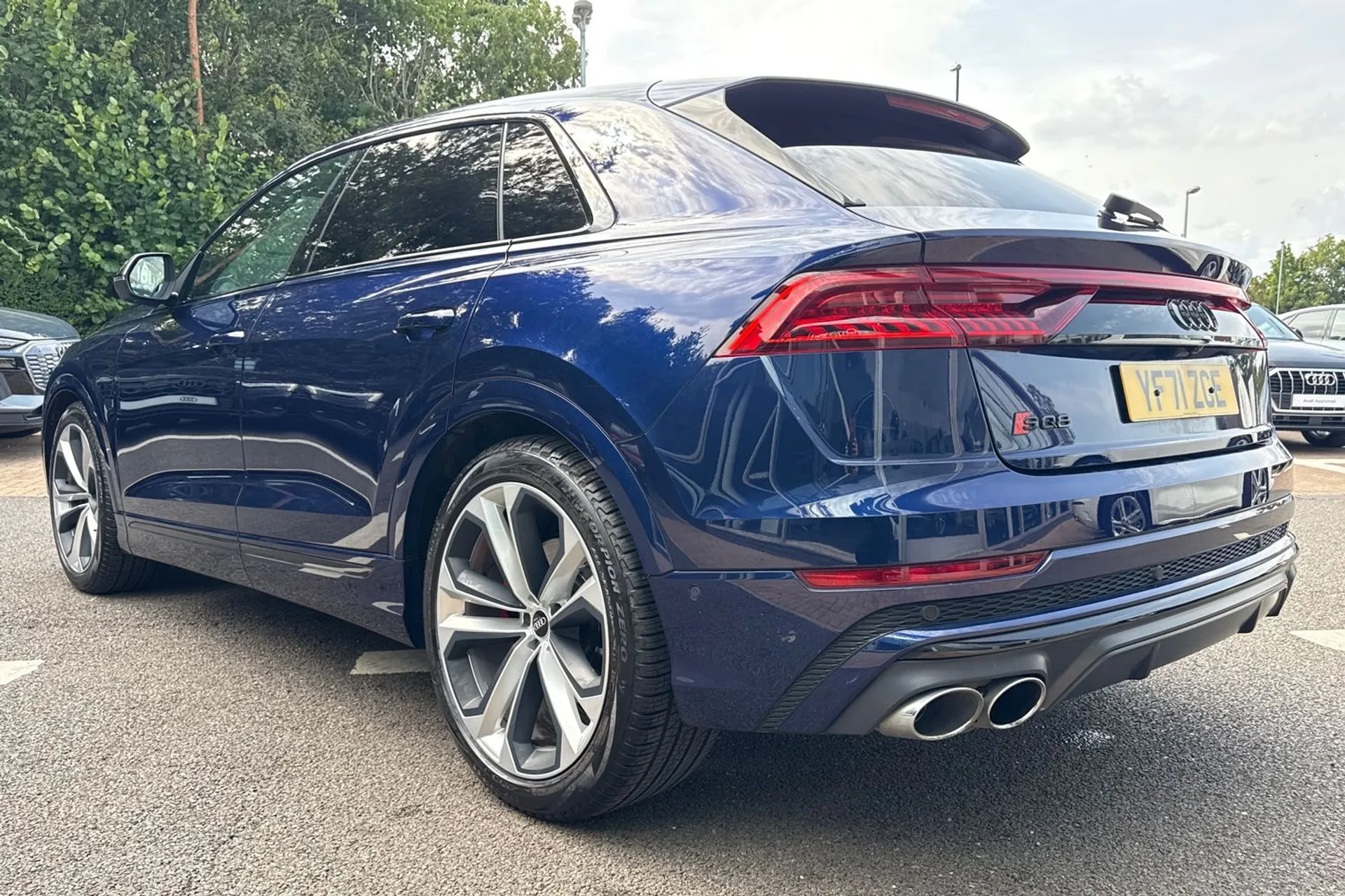 Audi Q8 thumbnail image number 9