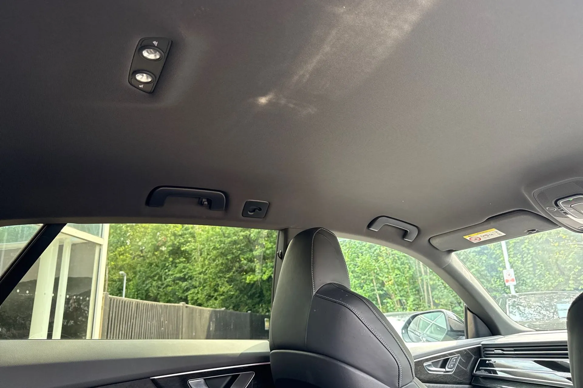 Audi Q8 thumbnail image number 23