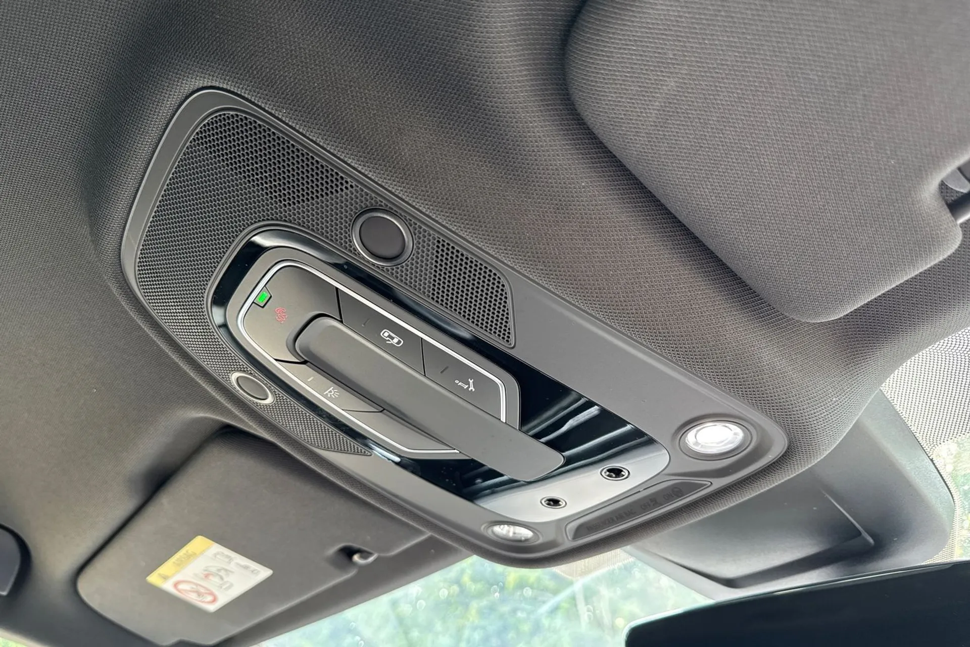 Audi Q8 thumbnail image number 41