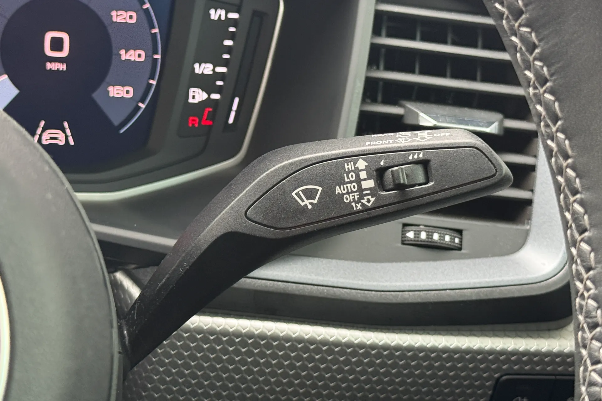 Audi A1 thumbnail image number 10
