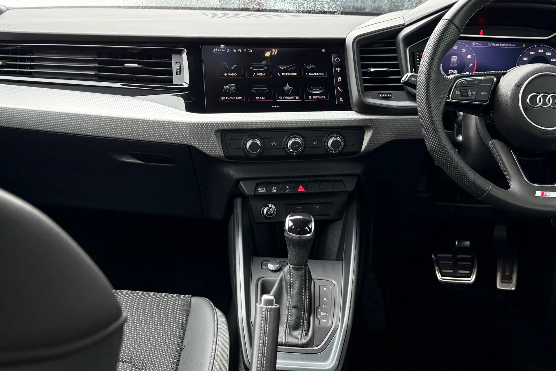 Audi A1 thumbnail image number 32