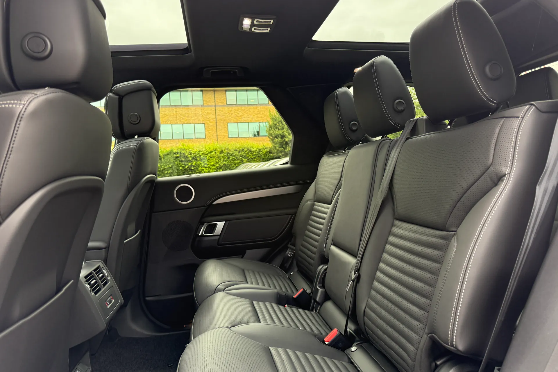 LAND ROVER DISCOVERY thumbnail image number 50