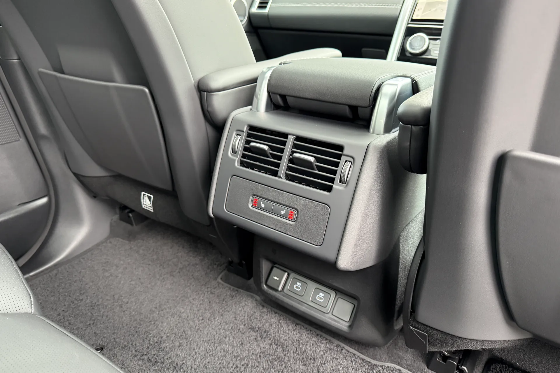 LAND ROVER DISCOVERY thumbnail image number 47